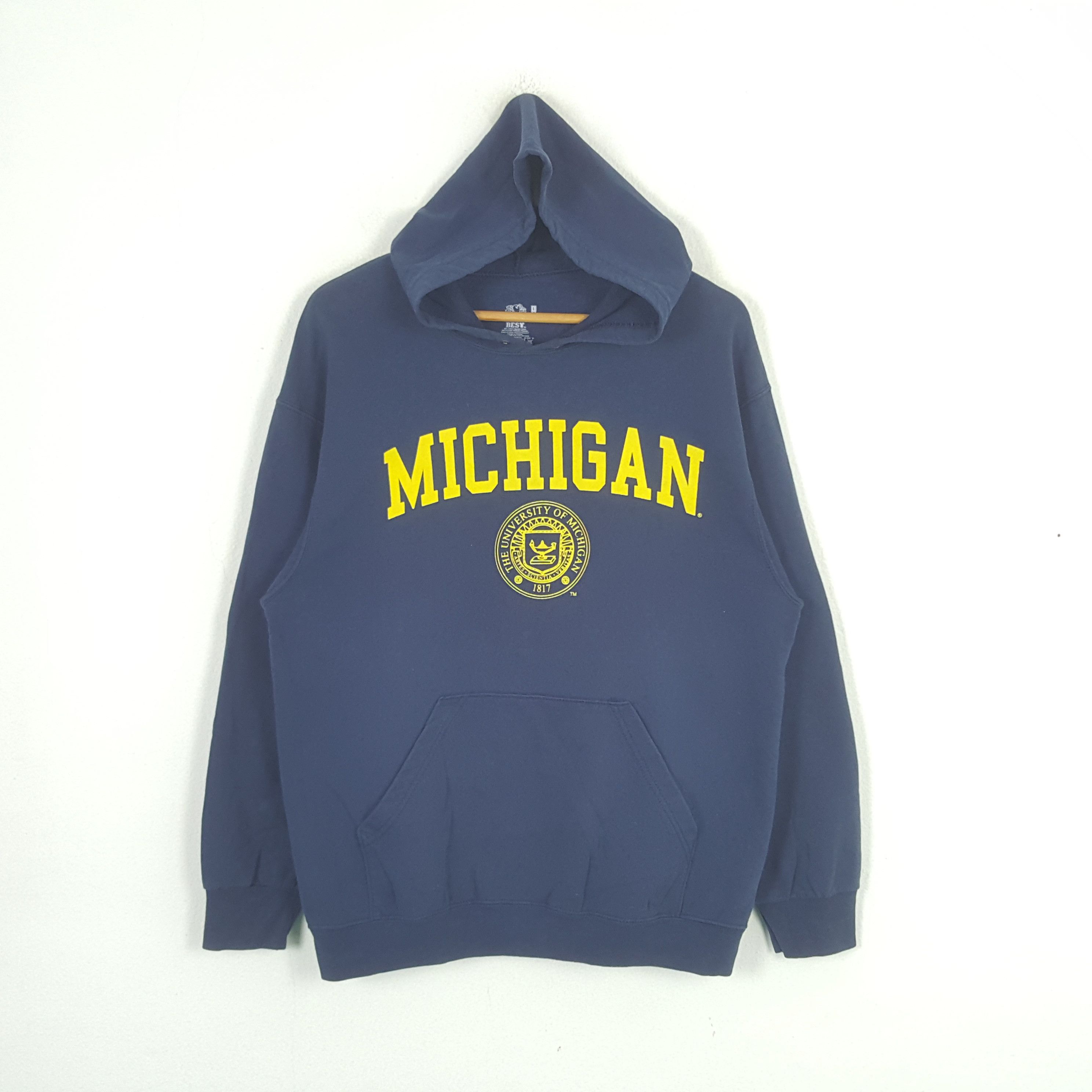Vintage Vintage University of Michigan Hoodies C284N16 Size US L / EU 52-54 / 3 - 1 Thumbnail
