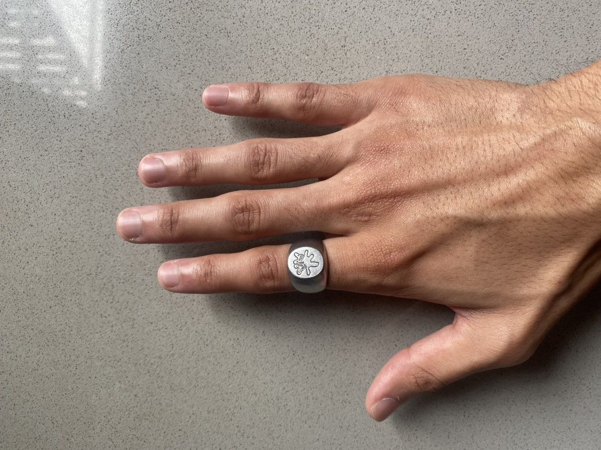 Heaven by Marc Jacobs × Marc Jacobs × Stray Rats Heaven Stray Rats Signet Logo Ring Sz 7 Marc Jacobs RatGirl Size ONE SIZE - 5 Thumbnail