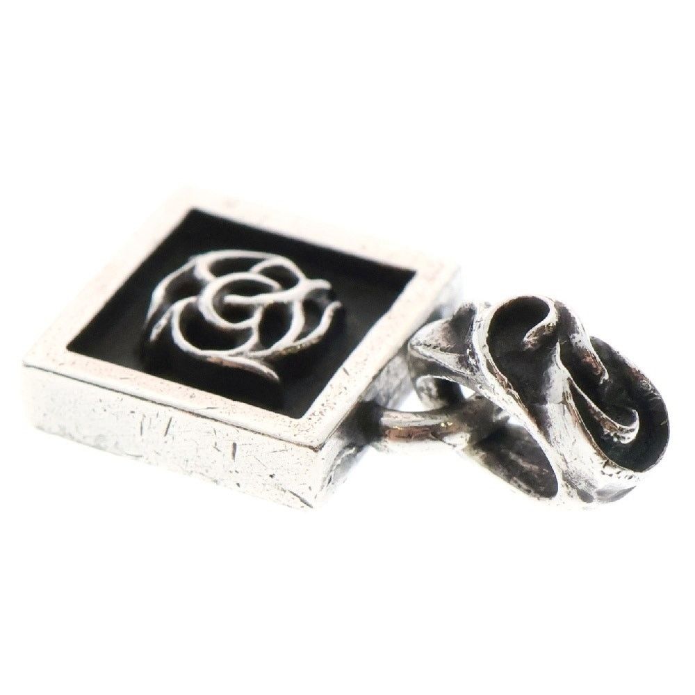 アクセサリー CHROME HEARTS CHARM FRAMED FLORAL Chrome Hearts Framed Floral Charm Pendant