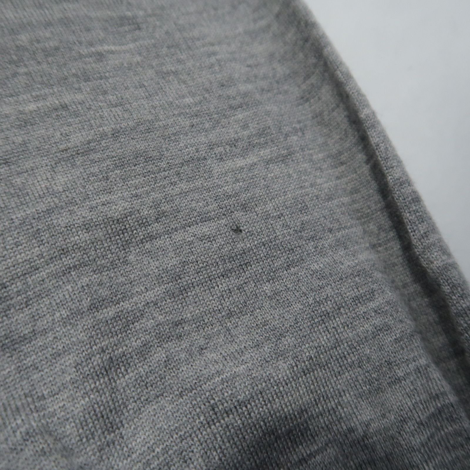 Burberry Burberry Nova Check Wool Patch Detail Distressed Cardigan Size US L / EU 52-54 / 3 - 13 Thumbnail
