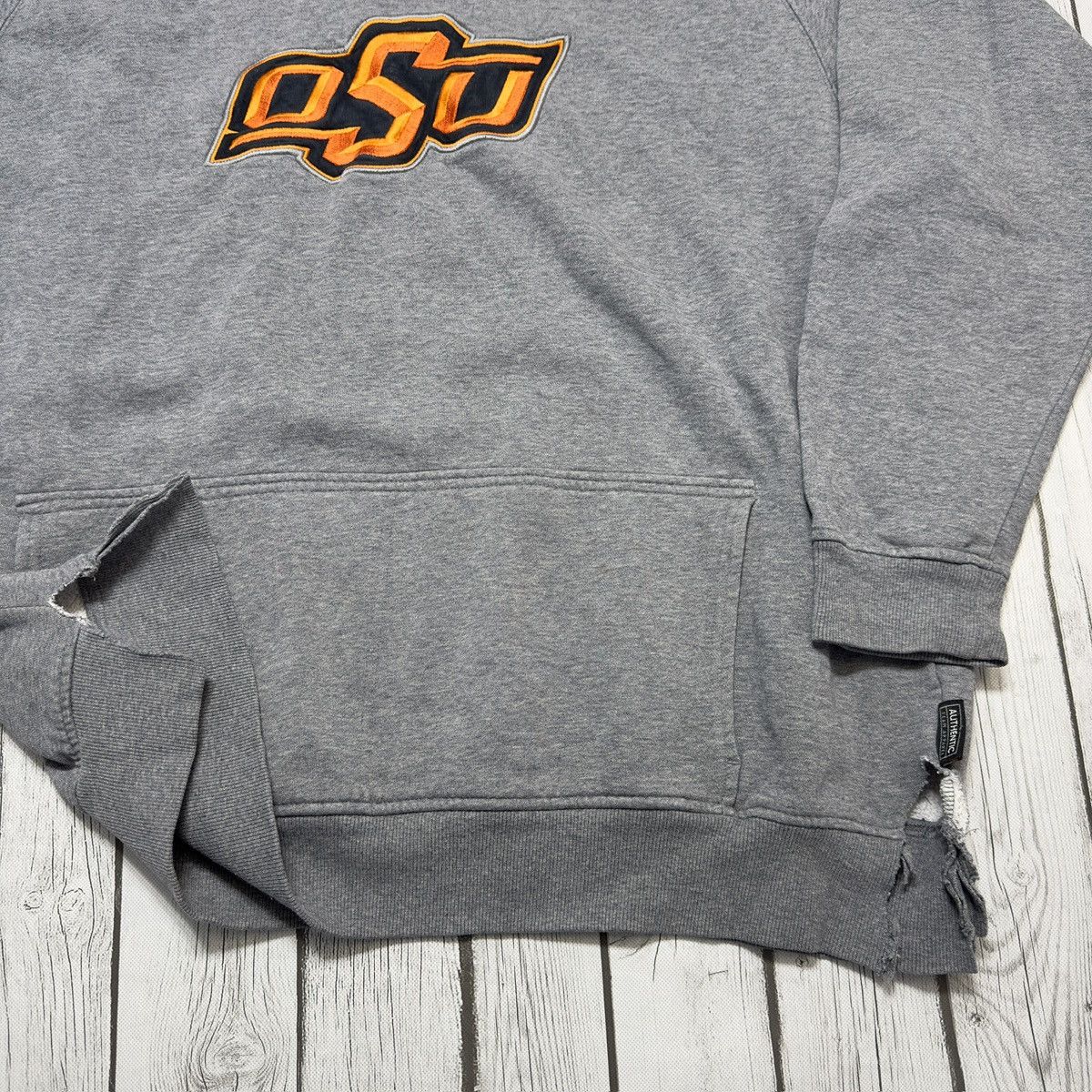 NCAA Vintage Oklahoma State Cowboys hoodie Size US XL / EU 56 / 4 - 4 Thumbnail