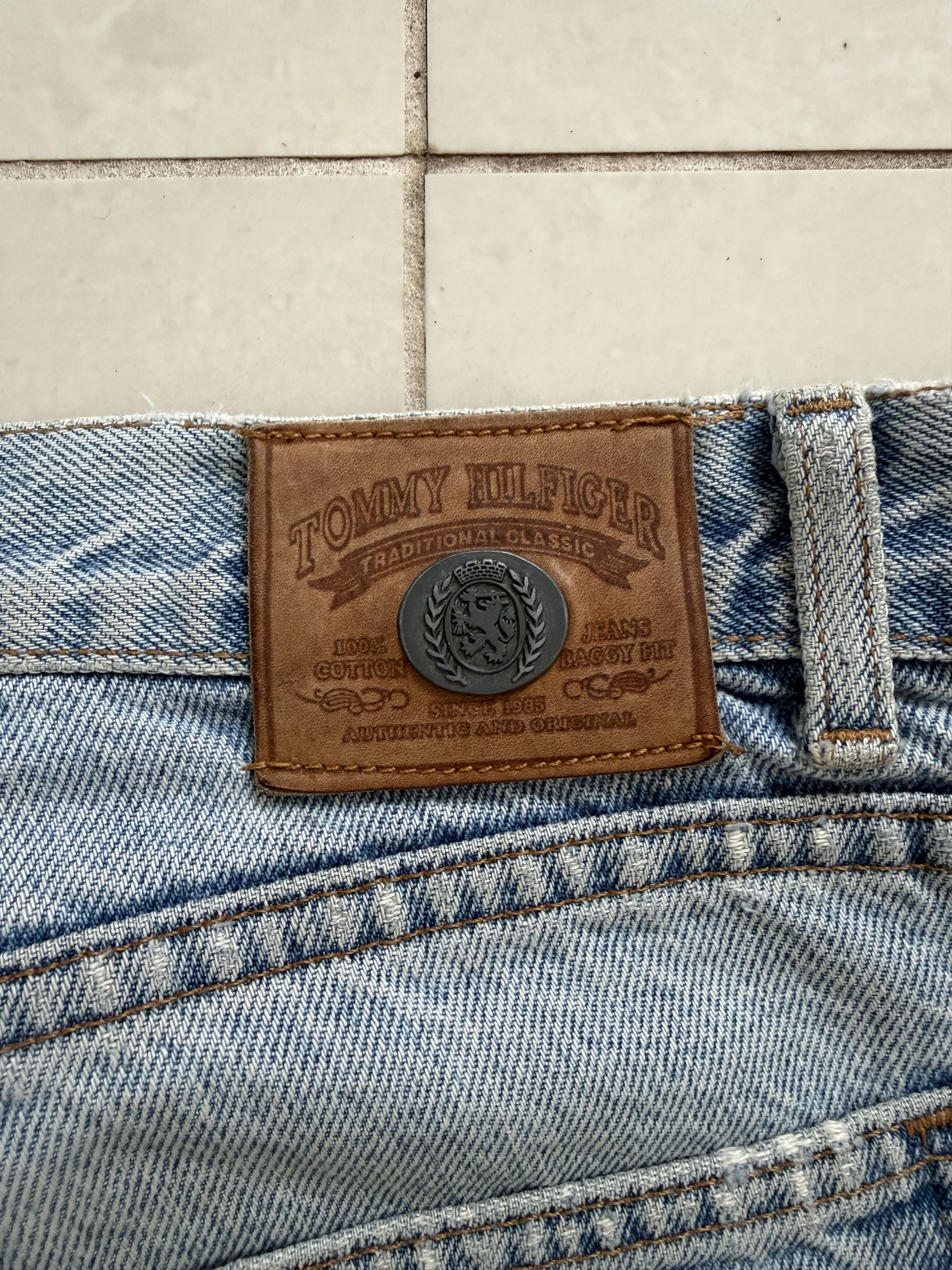 Tommy Hilfiger Tommy Hilfiger Distressed Denim Size US 31 - 5 Thumbnail