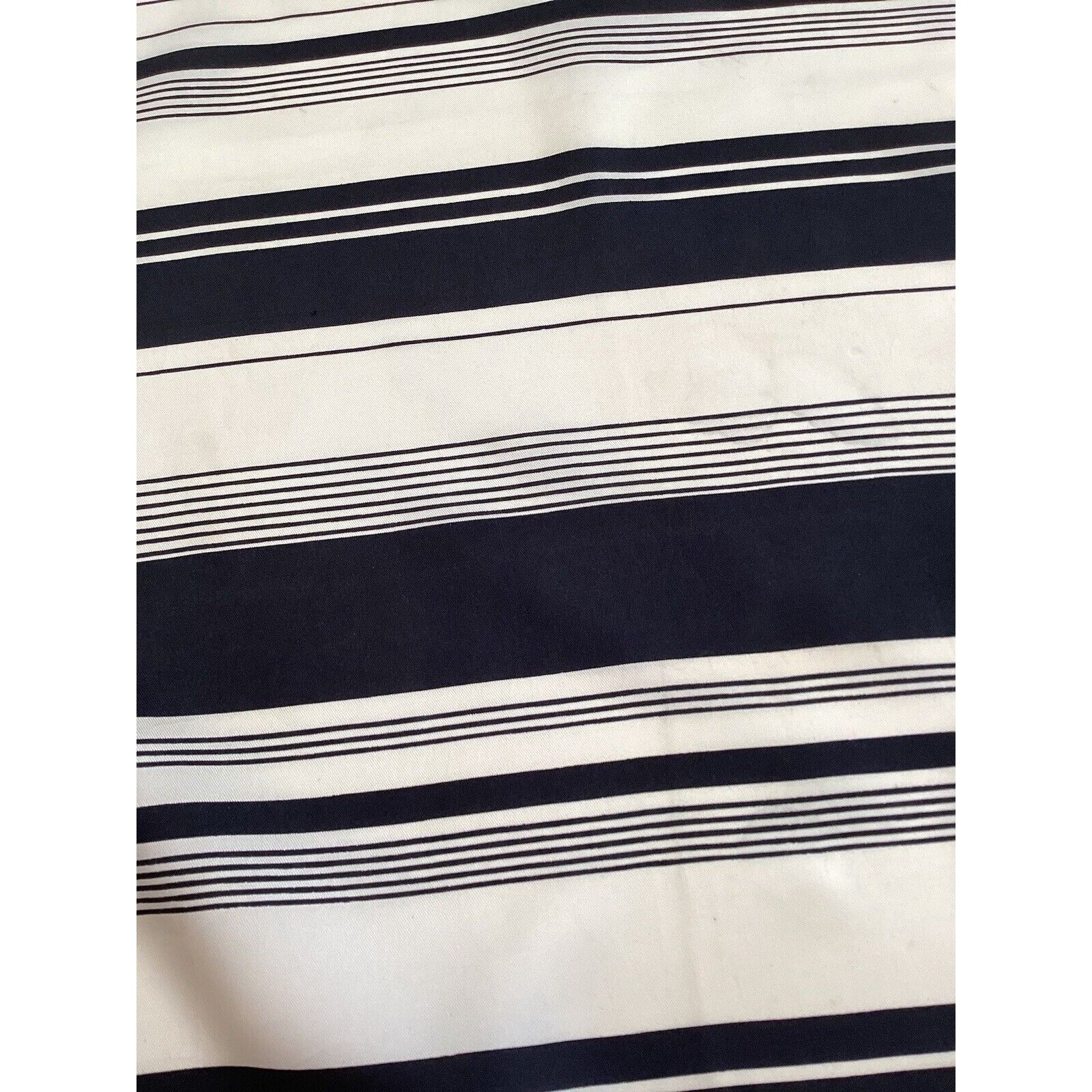 Ecco ECHO White Black Hirizontal Striped Rectangle Silk Scarf 46’ Size ONE SIZE - 4 Thumbnail