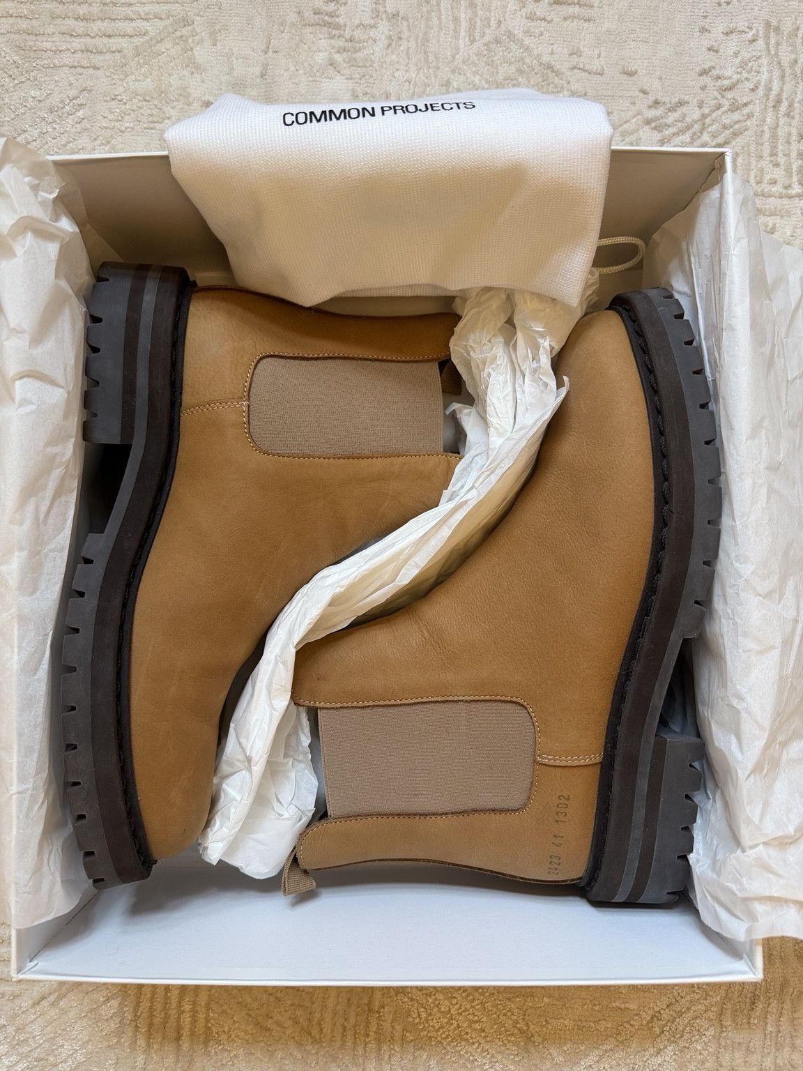 Common Projects Common Projects Chelsea Lug Sole Boots Size US 8 / EU 41 - 8 Thumbnail