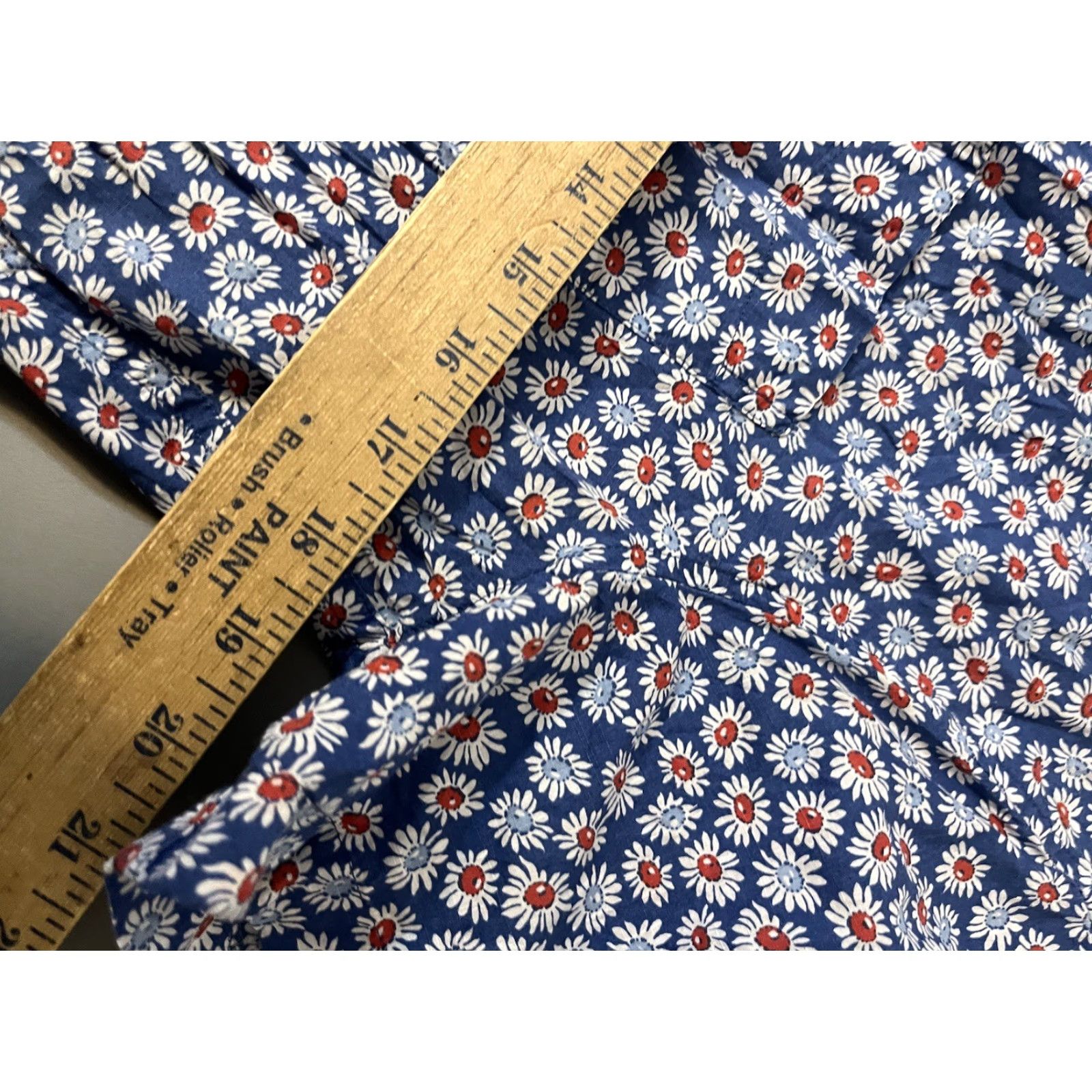 J.Crew J. Crew Short Sleeve Shirt in Blue Flower Print, Cotton Slub, Button-Up, Size M, Multicolor, Floral Pattern, Casual, Men, Button-Down Collar, Slim Fit Size US M / EU 48-50 / 2 - 5 Thumbnail