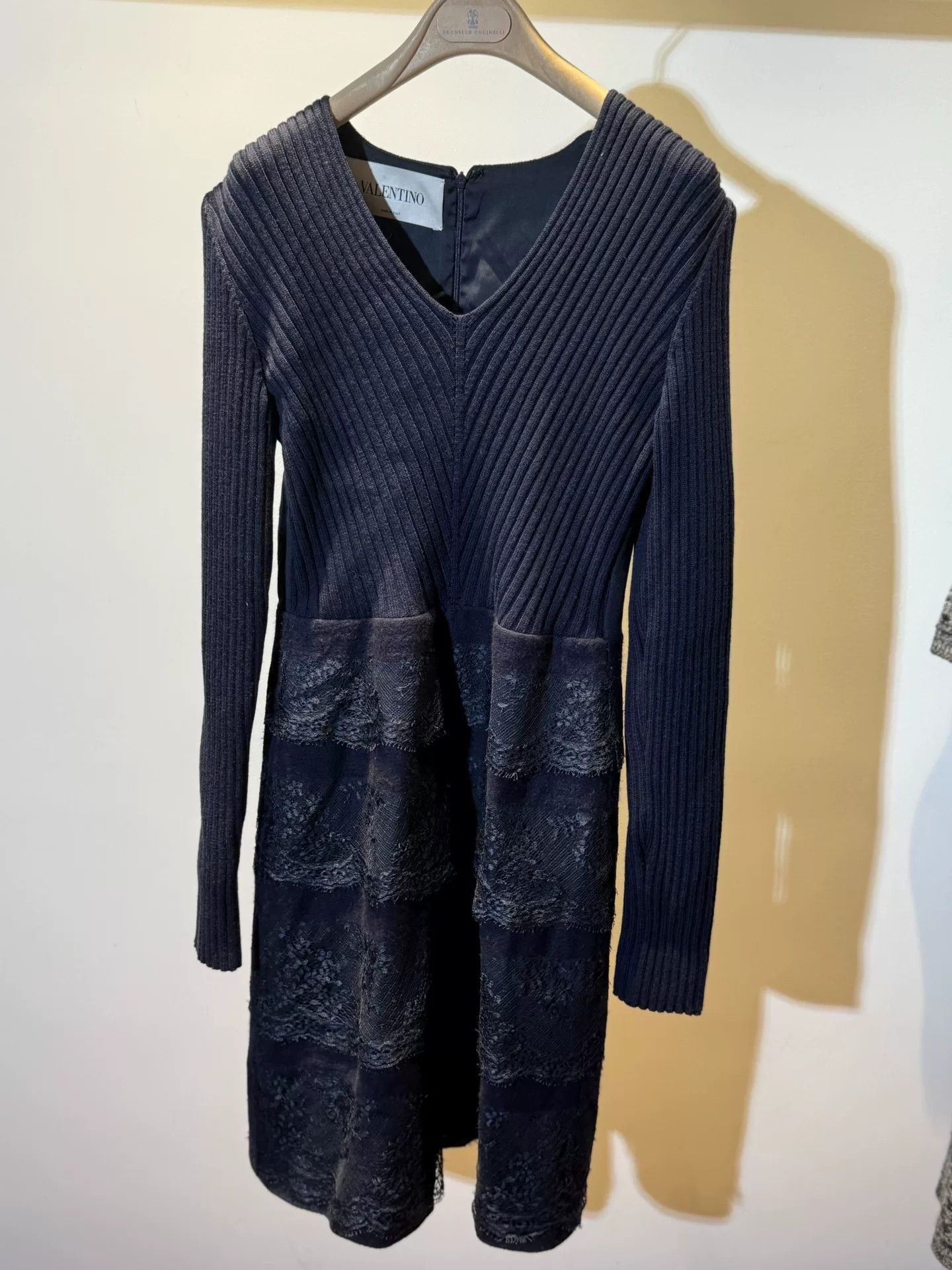 Valentino Valentino Blue Knit Lace Dress Size US S / EU 44-46 / 1 - 1 Thumbnail