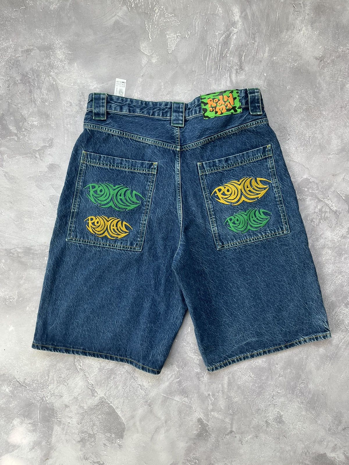 Other Basketball Y2K Dennis Rodman Embroidered Denim Shorts 31 Size US 31 - 1 Thumbnail
