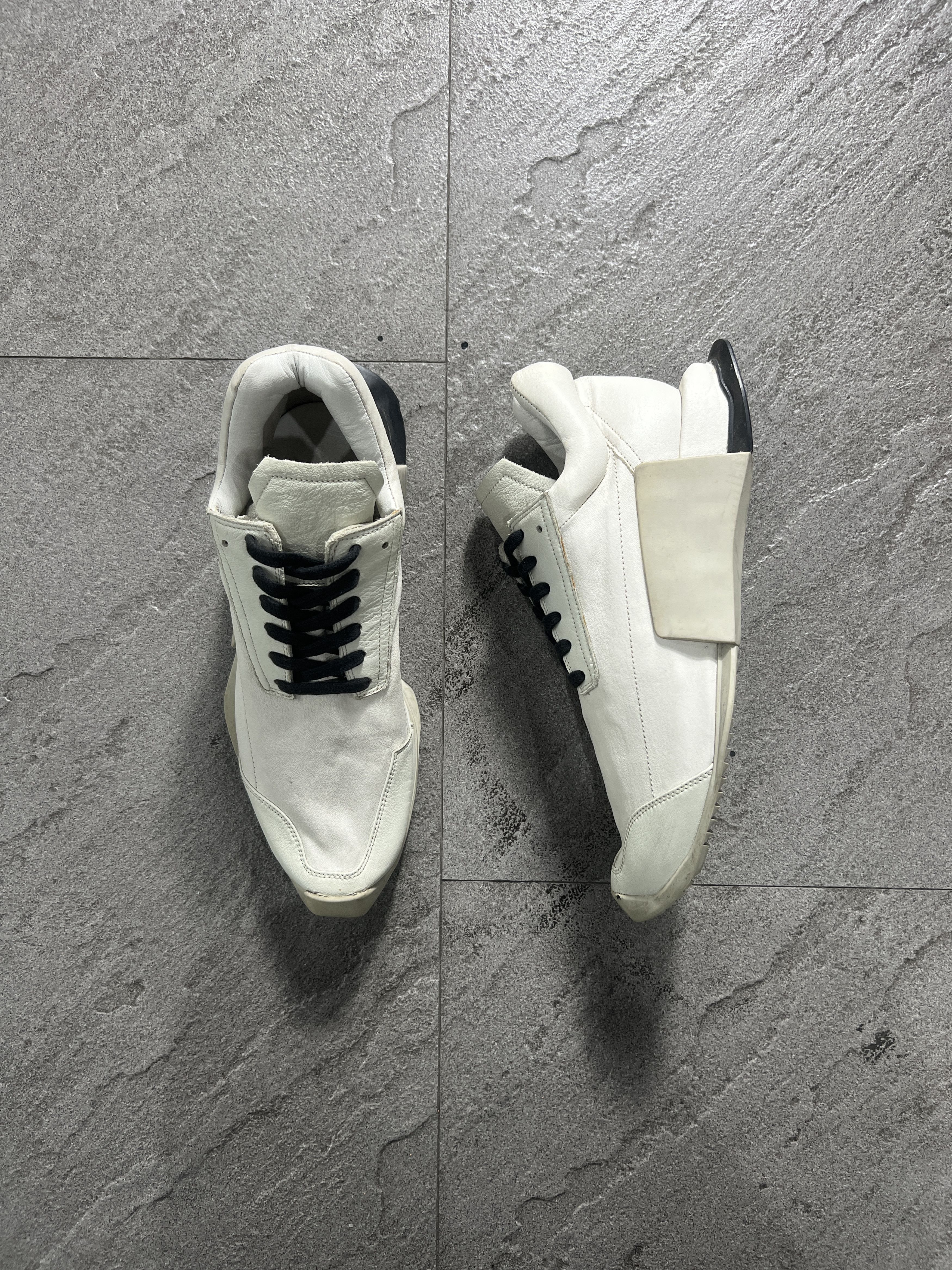 Adidas × Rick Owens Rick Owens x Adidas Level Runner White Leather EU42 Size US 8.5 / EU 41-42 - 1 Thumbnail