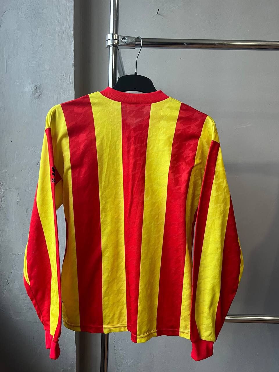 Vintage 1980 BURBAGE OLD BOYS FC ENGLAND HOME PREMIER SOCCER JERSEY Size US L / EU 52-54 / 3 - 15 Thumbnail