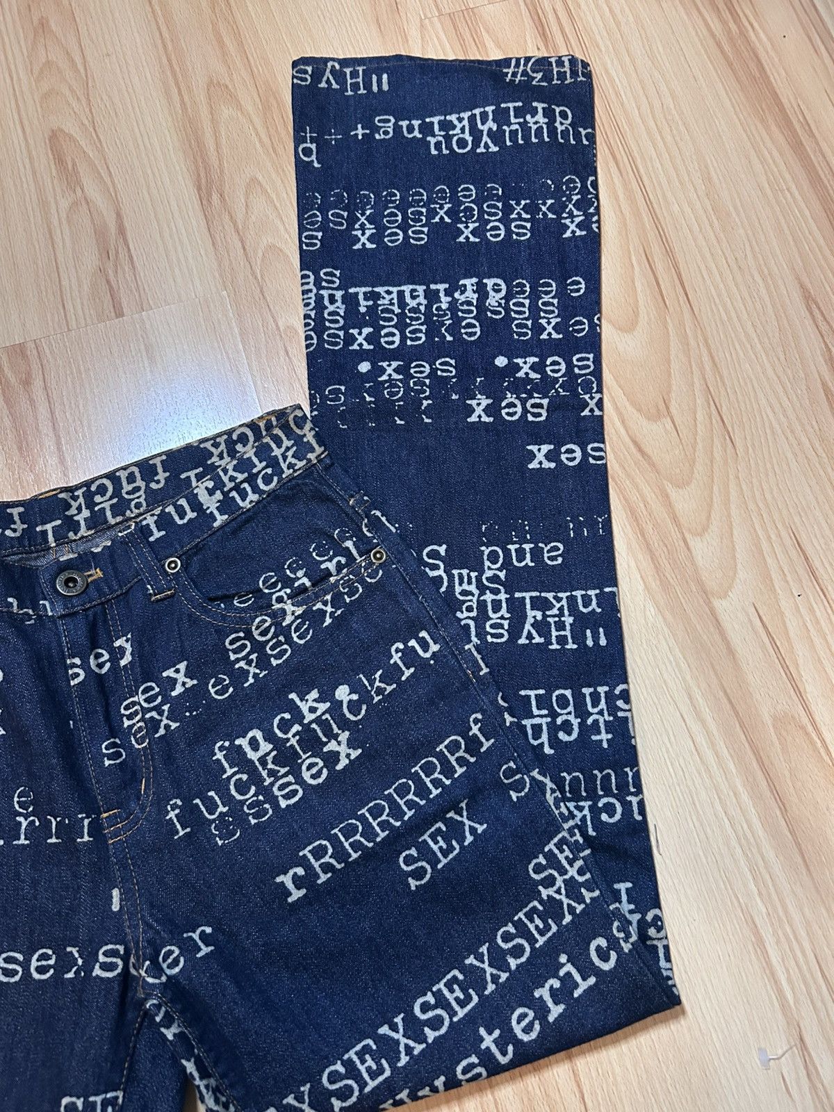 Hysteric Glamour typewriter jeans Size 27" / US 4 / IT 40 - 3 Thumbnail