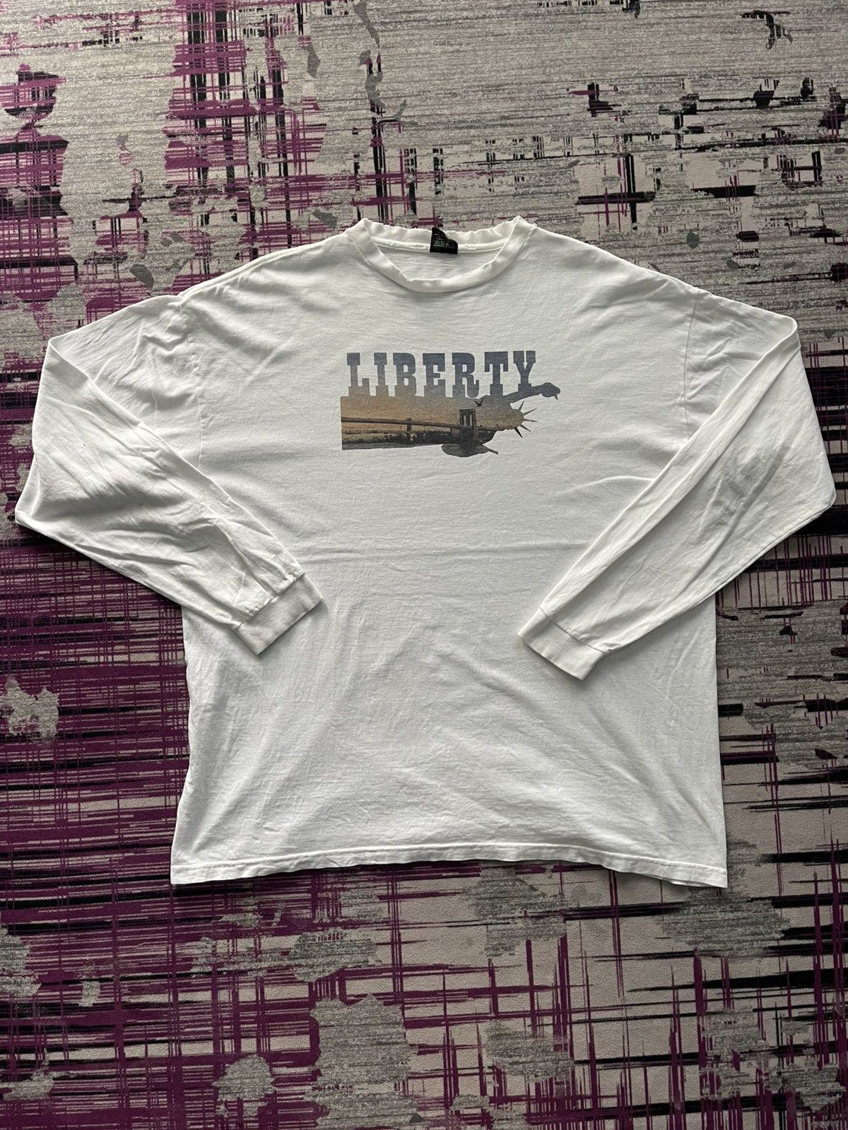 Stussy VINTAGE STUSSY LIBERTY TEE VERY RARE Size US XL / EU 56 / 4 - 1 Thumbnail