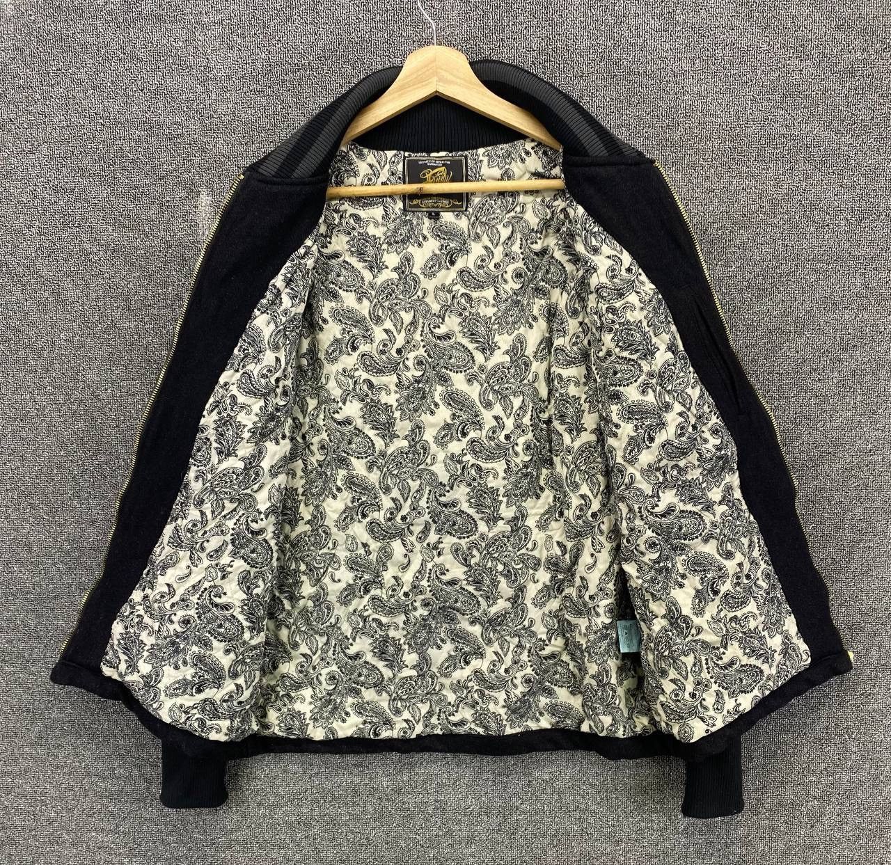 Japanese Brand Vintage Eyecandy Paisley Inspired Wacko Maria Varsity Jacket Size US L / EU 52-54 / 3 - 7 Thumbnail