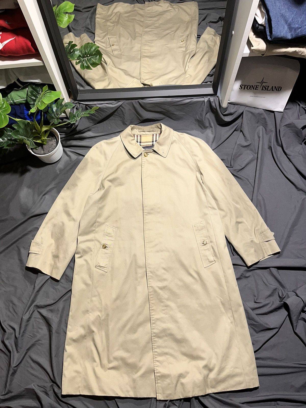image of Archival Clothing x Burberry Burberry's Coat Trench Luxury England Designer 90's Vintage in Beige (