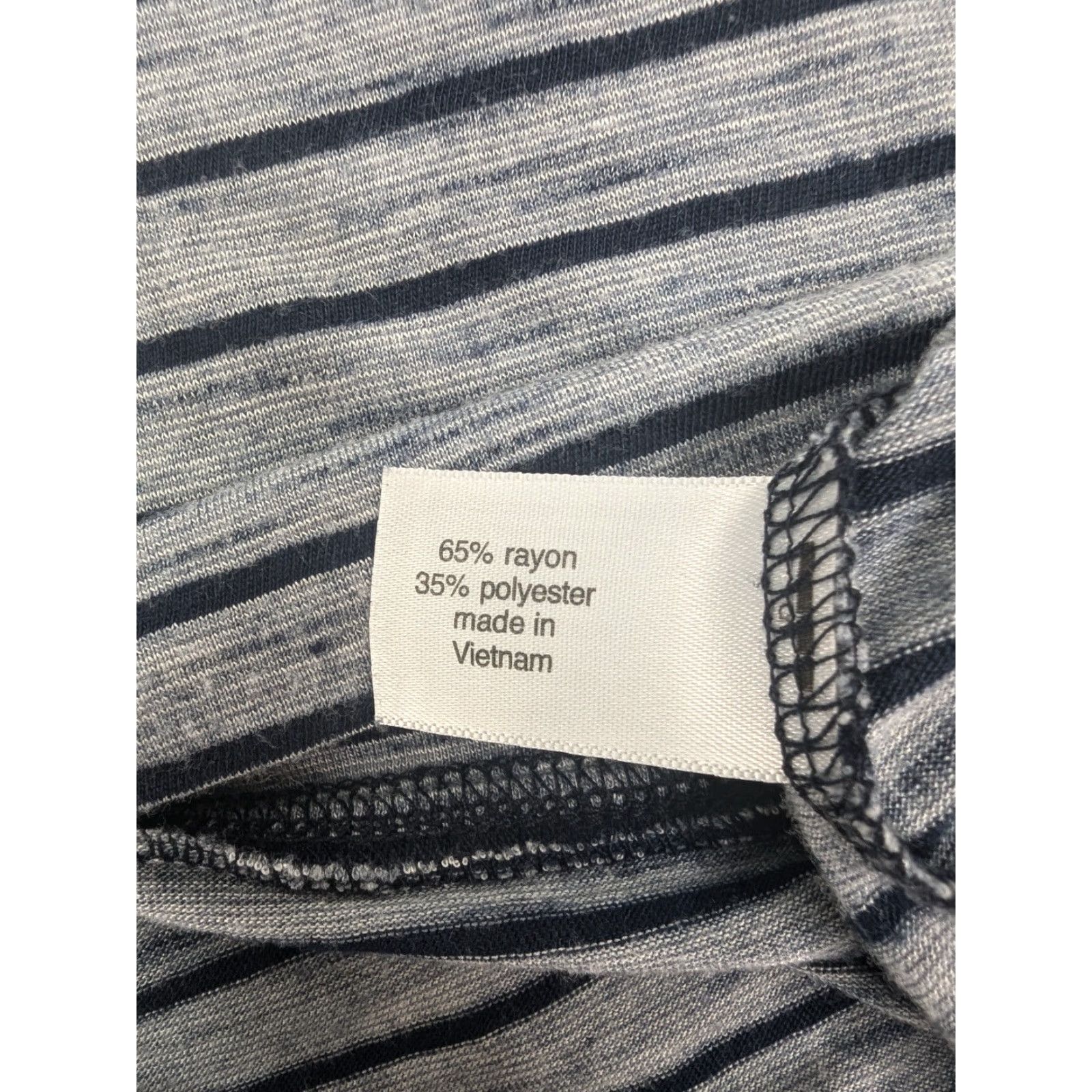 Vintage Lane Bryant Shirt Women's 18/20 Gray Striped Short Sleeve V-Neck Plus Size Size XXL / US 16-18 / IT 52-54 - 7 Thumbnail