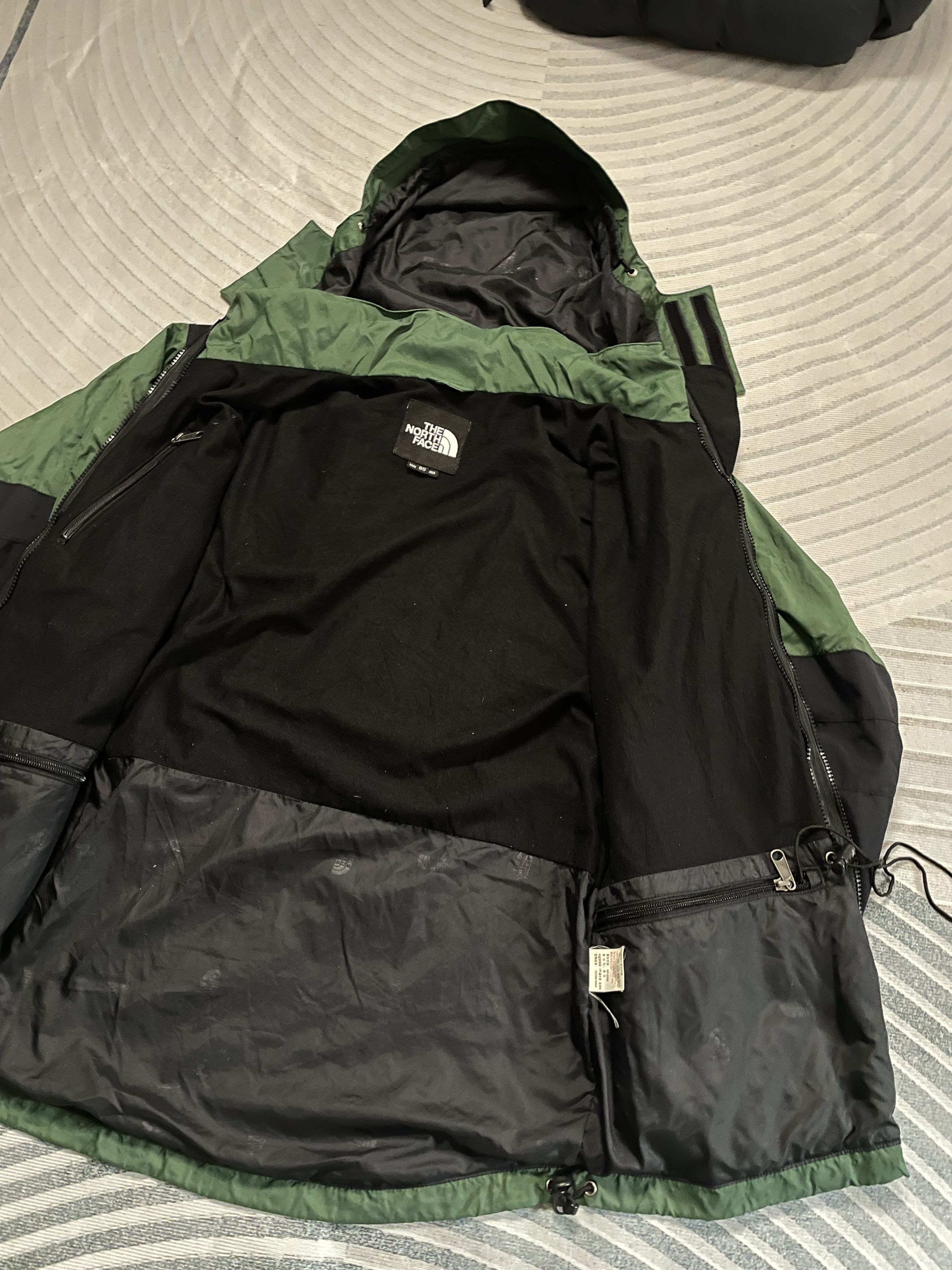 The North Face Vintage The North Face GTX 1990 Rain Jacket Large Size US L / EU 52-54 / 3 - 12 Thumbnail
