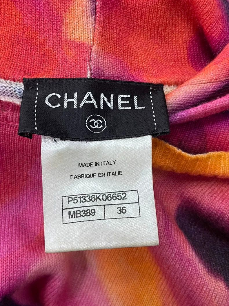 Chanel chanel Colourful faded hooded cashmere sweatshirt Size XS / US 0-2 / IT 36-38 - 4 Thumbnail