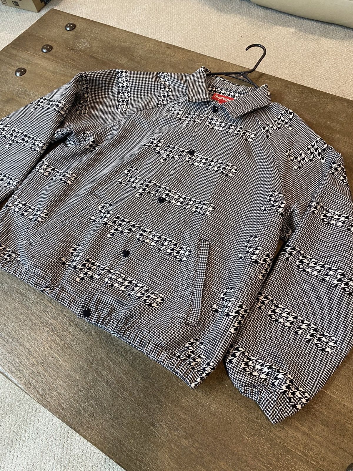 Supreme Supreme Houndstooth Logos Snap Front Jacket (Fall 2020) L Size US L / EU 52-54 / 3 - 6 Thumbnail