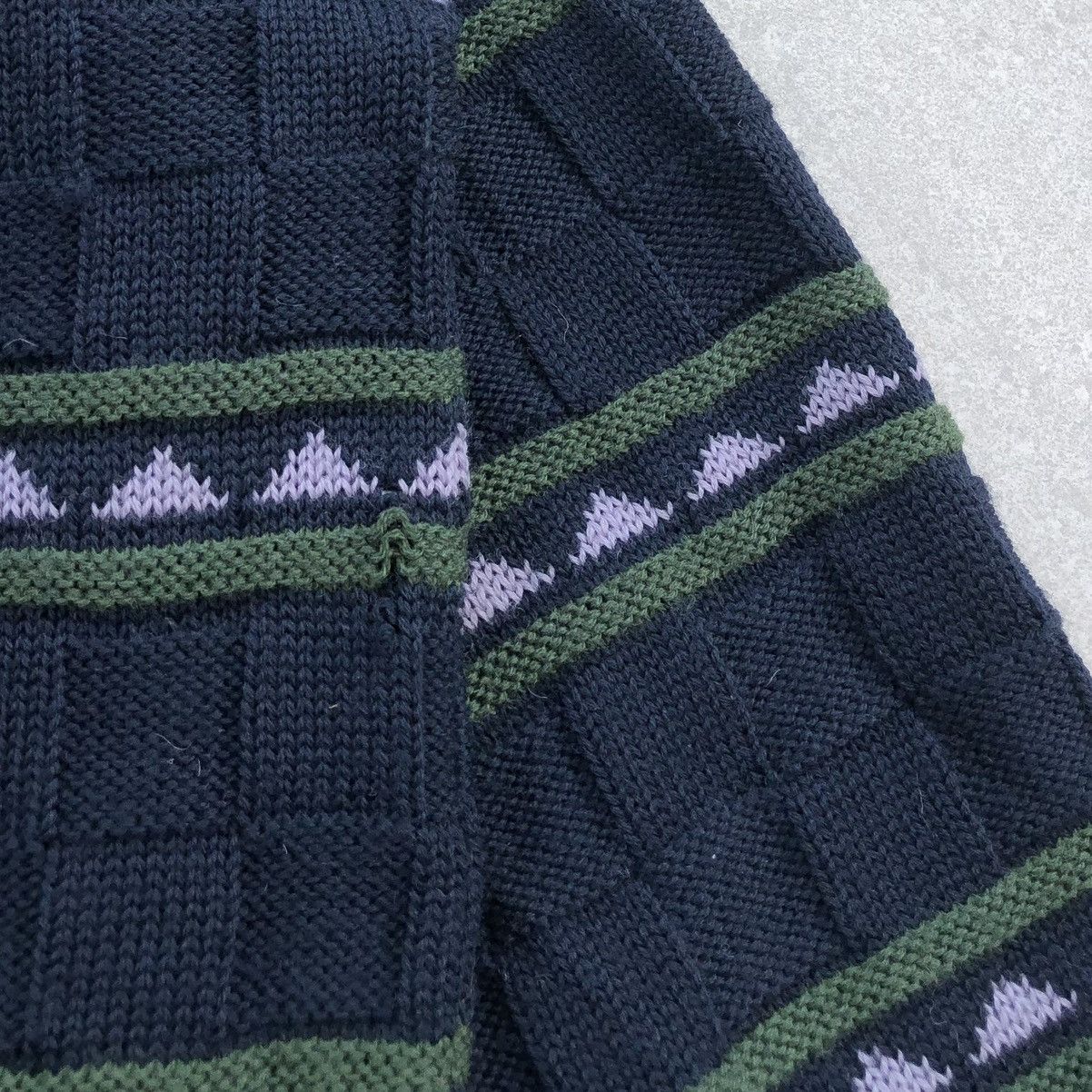 Burberry Vintage Burberrys Sport Wool Knitted Logo Patch Sweatshirts Size US M / EU 48-50 / 2 - 10 Thumbnail