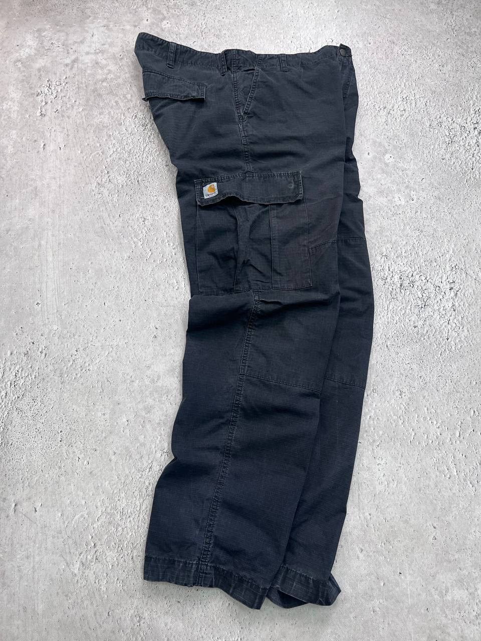 Carhartt × Carhartt Wip × Vintage Vintage Carhartt Cargo Pants Style Faded Distressed Sk8 Y2K Size US 38 / EU 54 - 8 Thumbnail