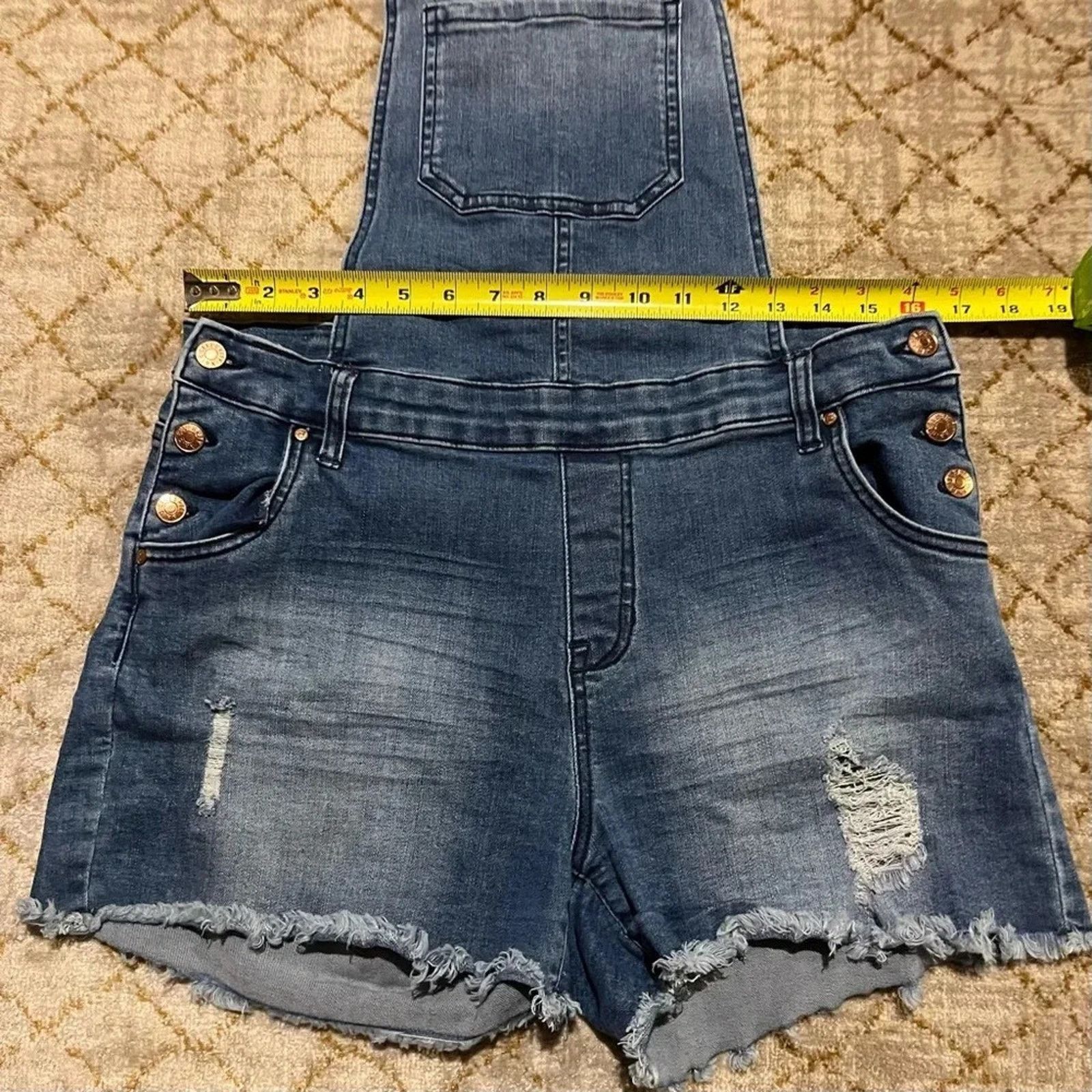 Pink Celebrity PINK Juniors Large Denim Overall Shorts Cut Off Size 28" / US 6 / IT 42 - 2 Thumbnail