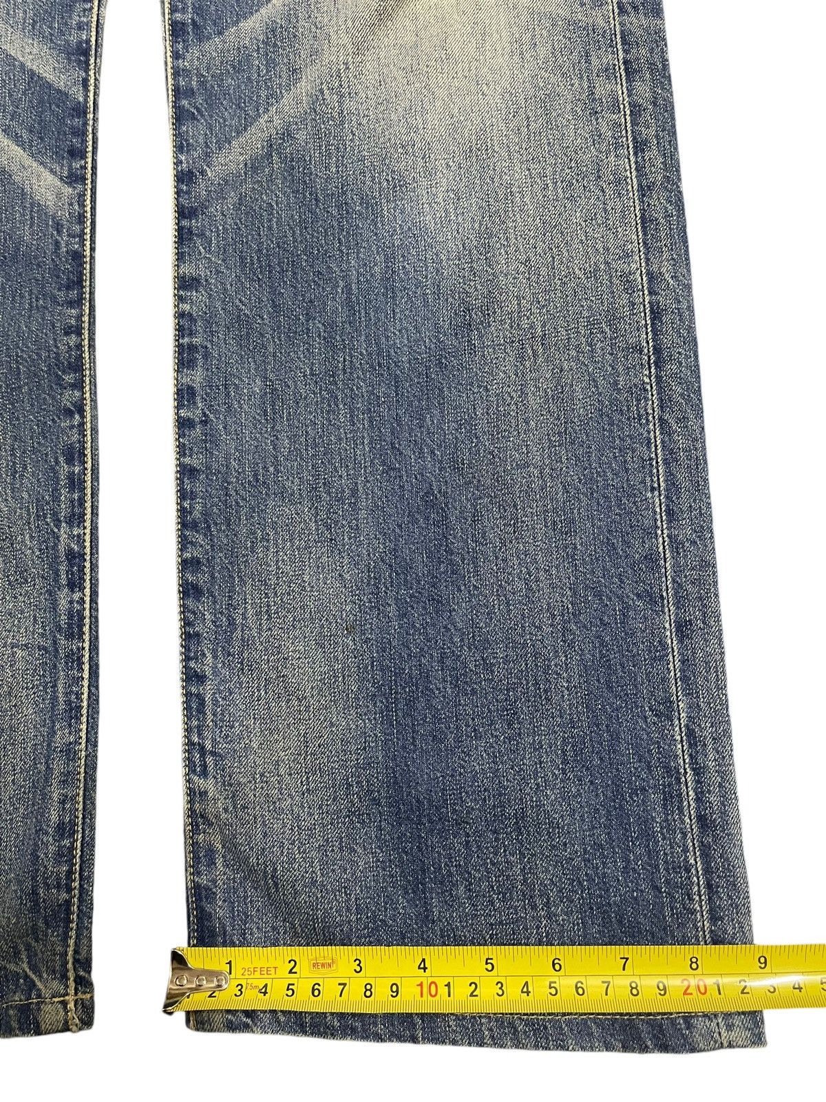 Levi's Vintage Levis 501 Blue Faded Wash Distress Style Jeans Size US 36 / EU 52 - 18 Thumbnail