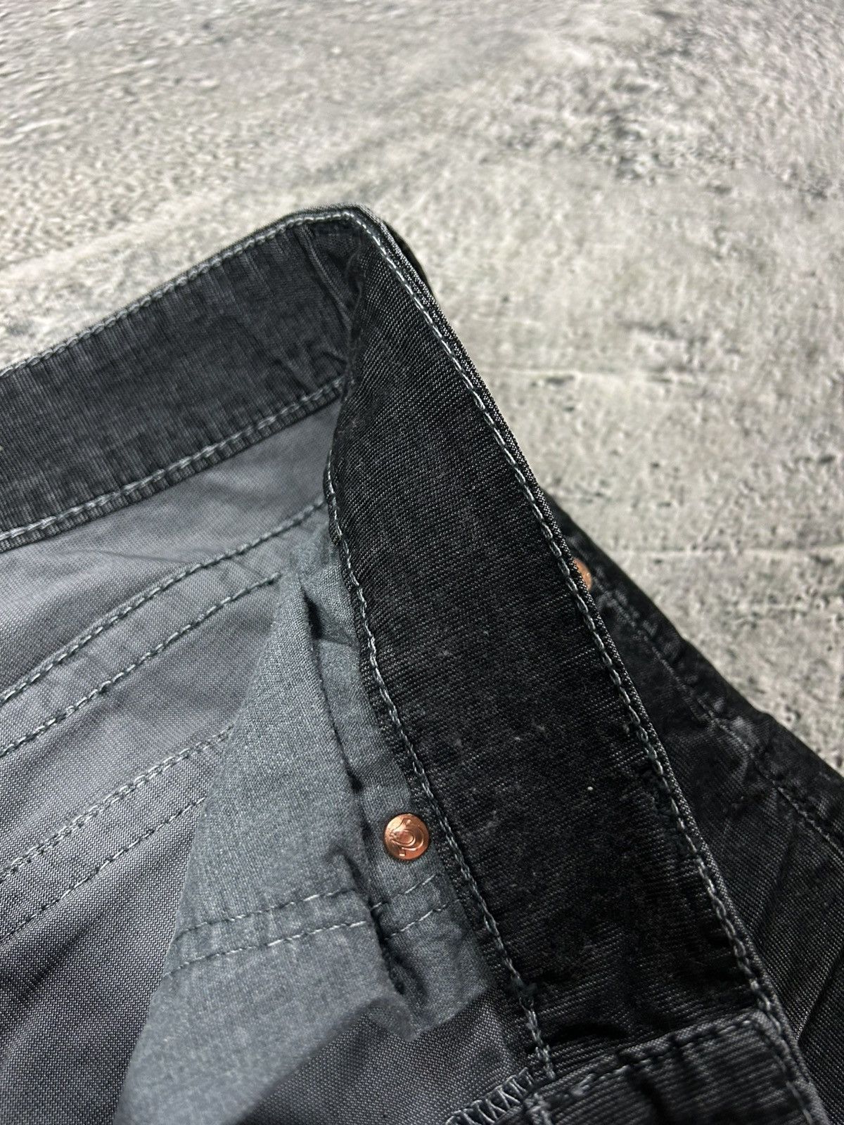 True Religion True Religion jeans black vintage cords corduroy pants Ricky Size US 36 / EU 52 - 8 Thumbnail