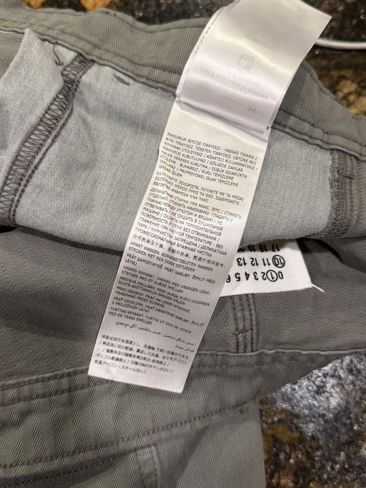 Maison Margiela Maison Margiela 5 Pockets Harringbone Striped Gray Trousers Size US 32 / EU 48 - 14 Thumbnail