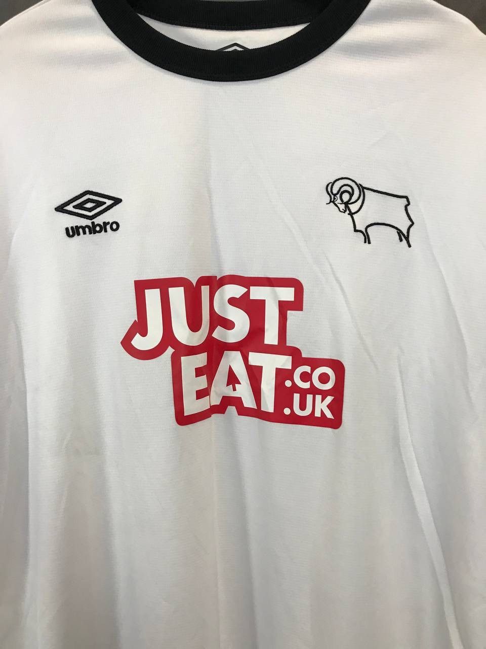 Umbro Derby County soccer jersey umbro sportwear tee Size US XXL / EU 58 / 5 - 2 Thumbnail