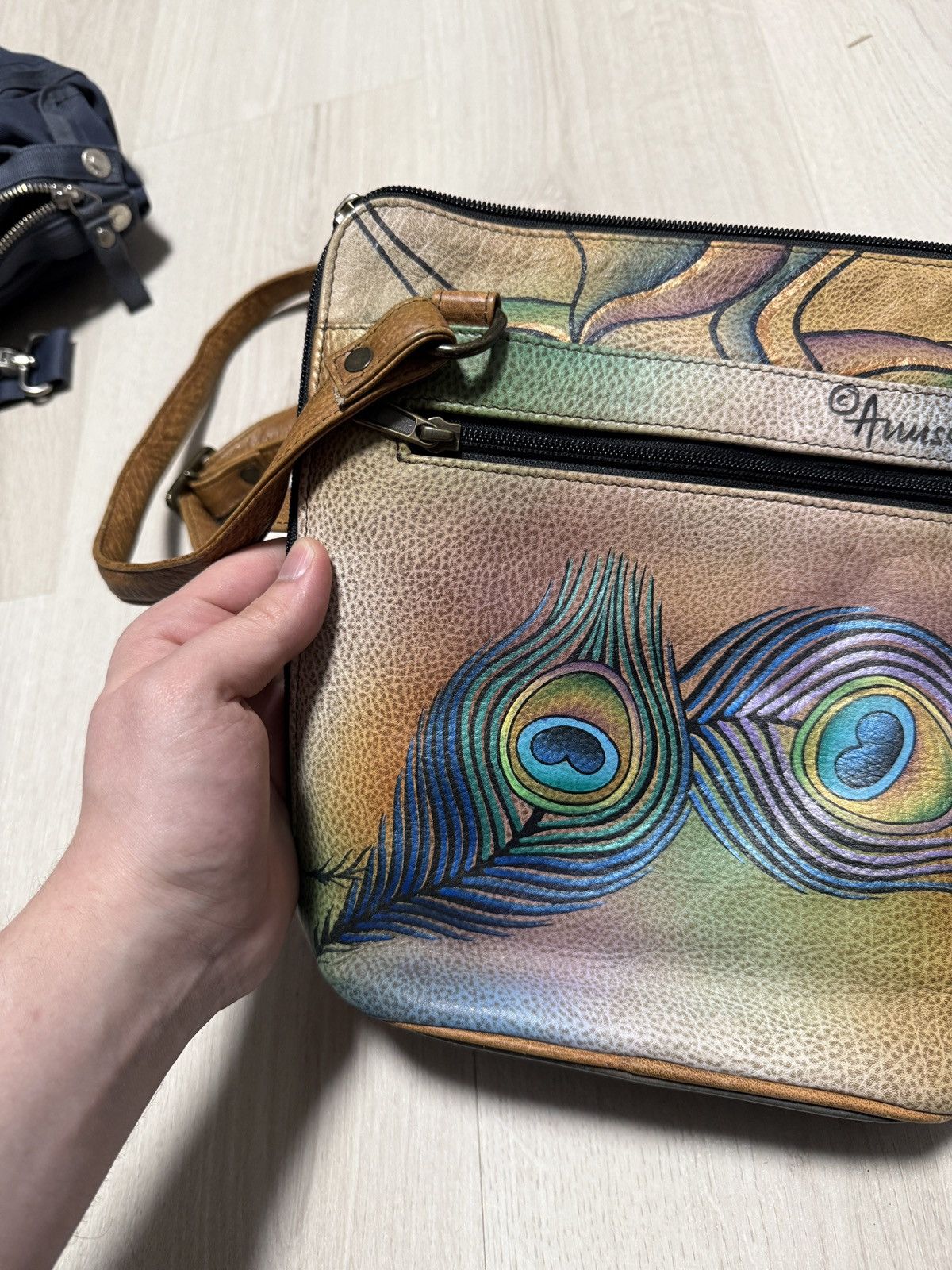 Vintage Anuschka Hand Painted Leather Peacock Crossbody Bag Size ONE SIZE - 5 Thumbnail
