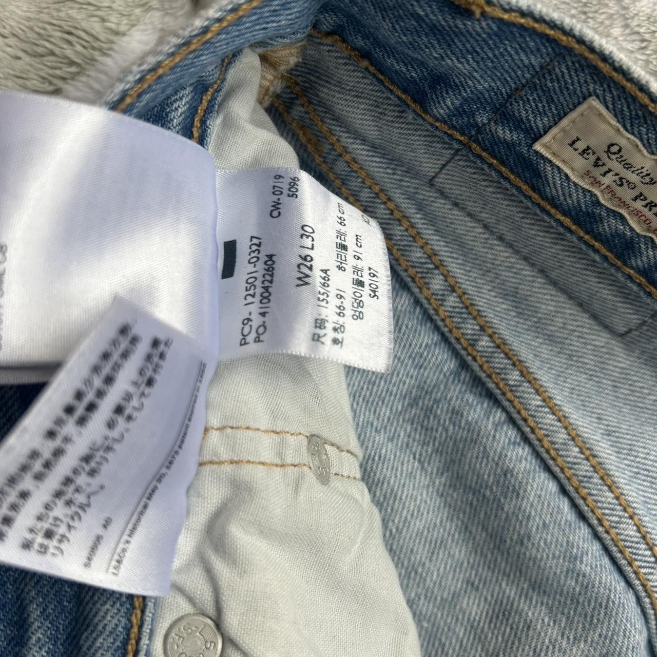 Levi's Levi's 501 Jeans Size 26 Blue Size 26" / US 2 / IT 38 - 2 Thumbnail