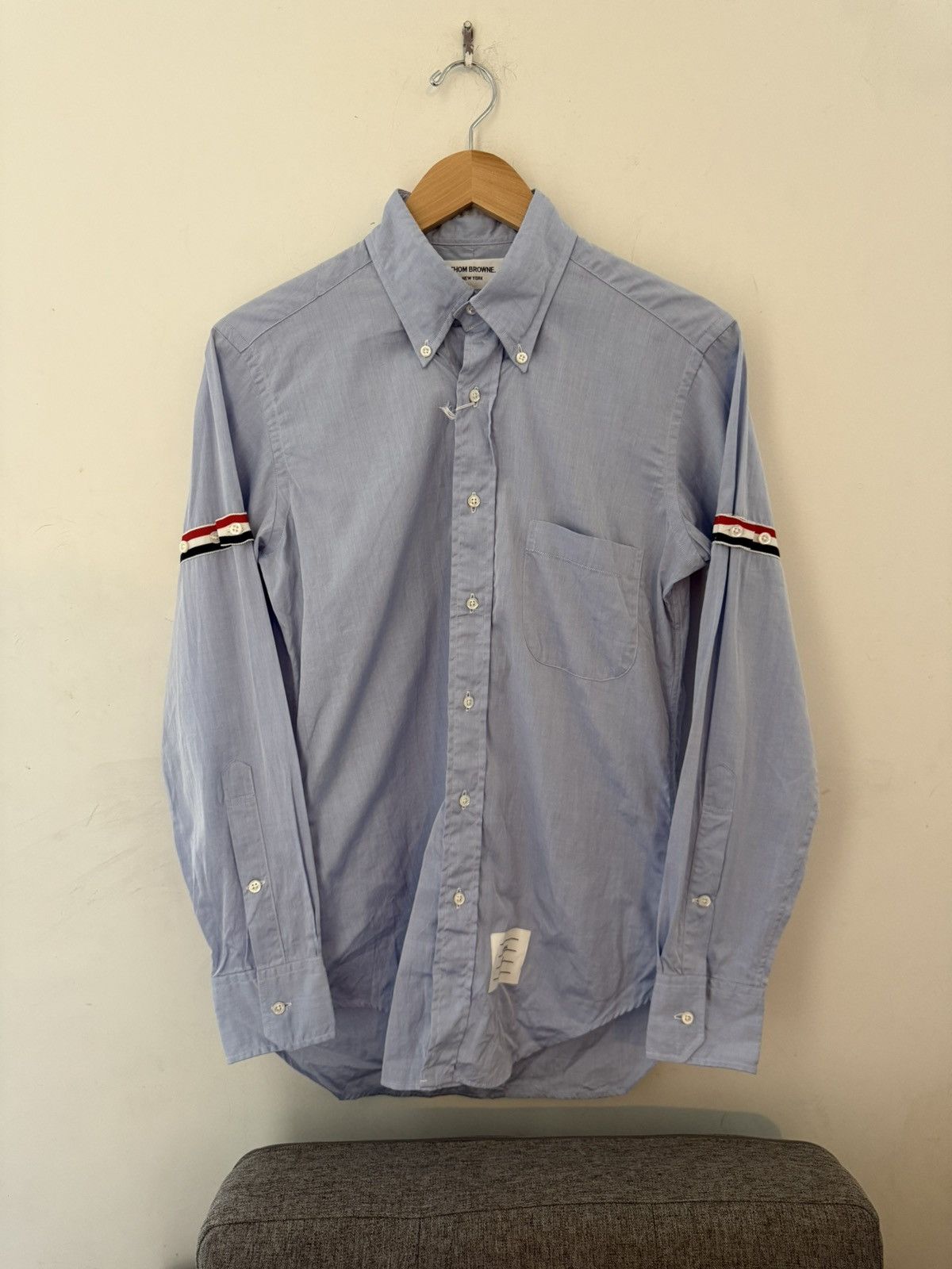 Thom Browne Thom Browne triple stripe button up shirt sz 1 Size US S / EU 44-46 / 1 - 1 Thumbnail