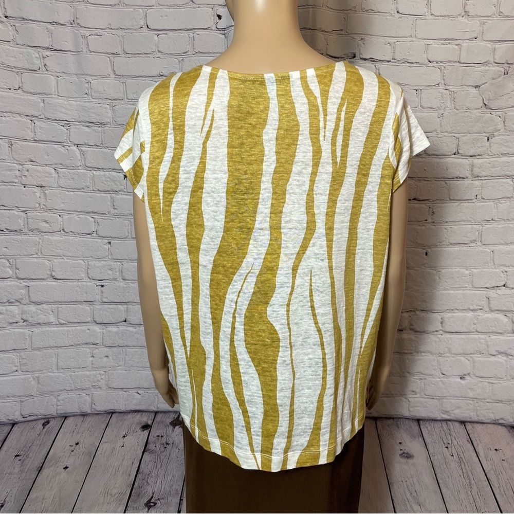 Elie Tahari NWT New Tahari Short Sleeve Knit Linen Top Size M Size M / US 6-8 / IT 42-44 - 5 Thumbnail