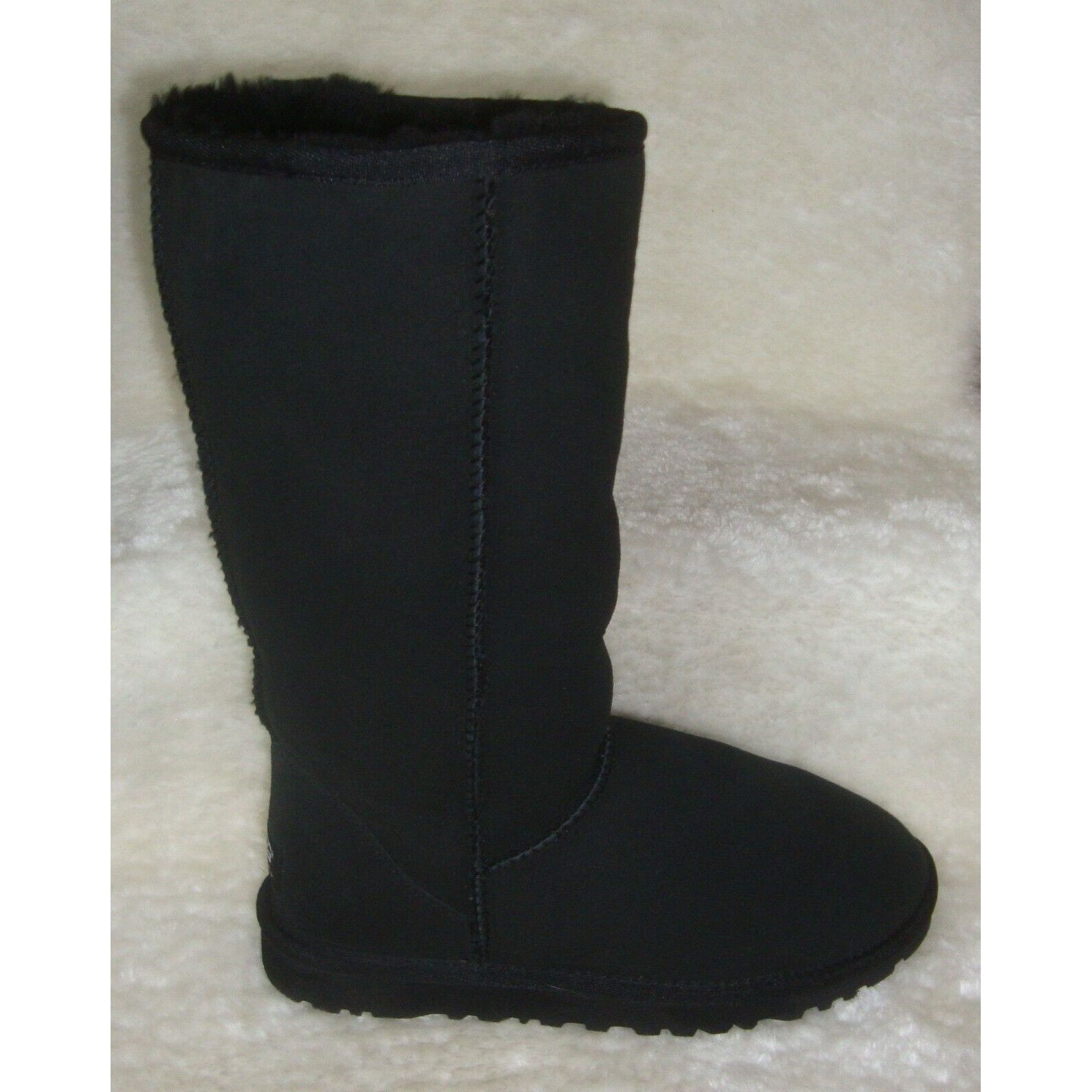 Ugg UGG Australia Classic Tall Black Suede Fur Boots Women Size Size US 6 / IT 36 - 3 Thumbnail