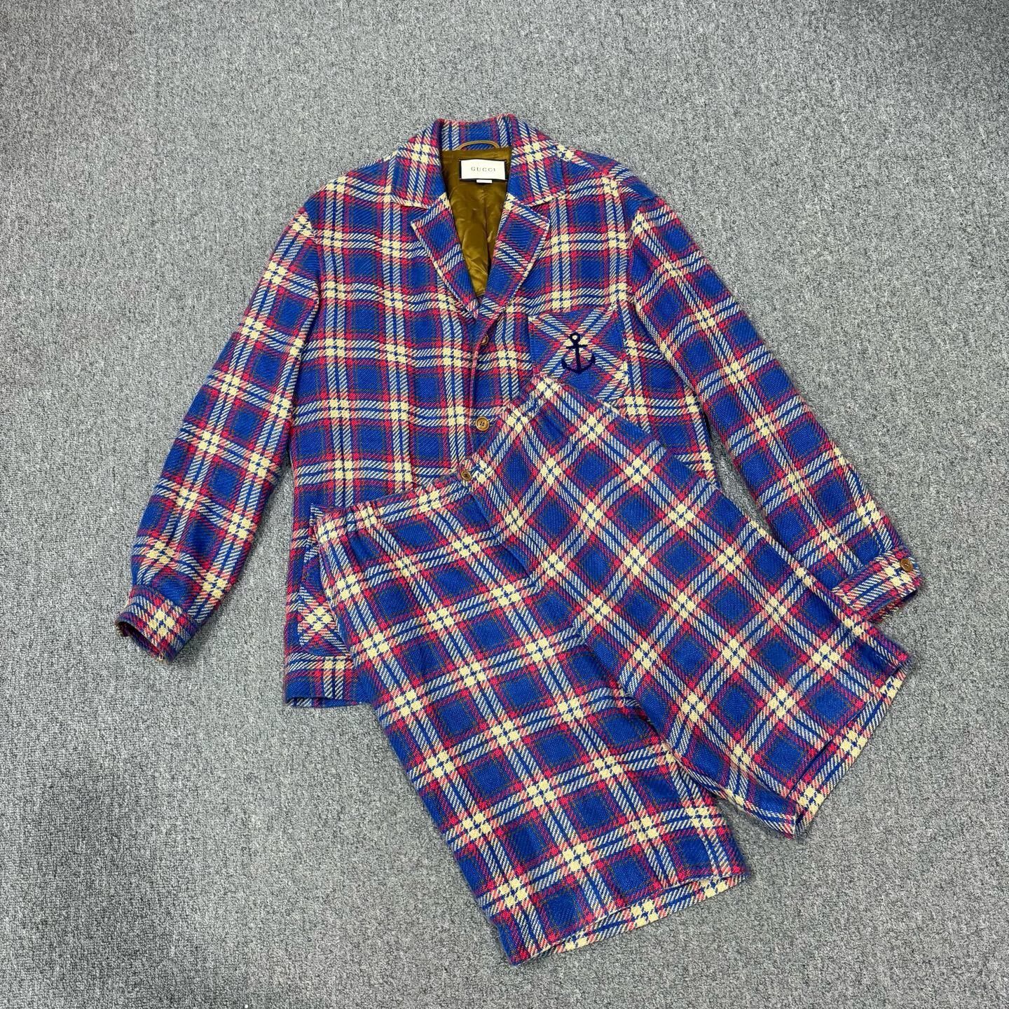 Gucci Gucci check suit unused 46 Size US S / EU 44-46 / 1 - 1 Thumbnail