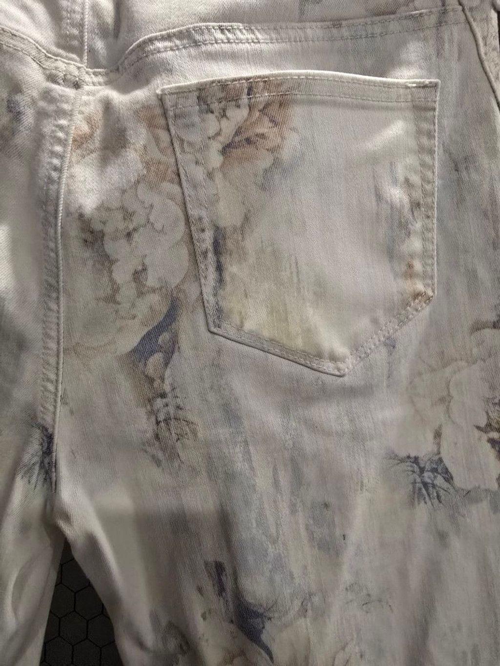 Chicos Women's Chico's Platinum Jegging Size 0=4 White Floral Print Size 26" / US 2 / IT 38 - 7 Thumbnail