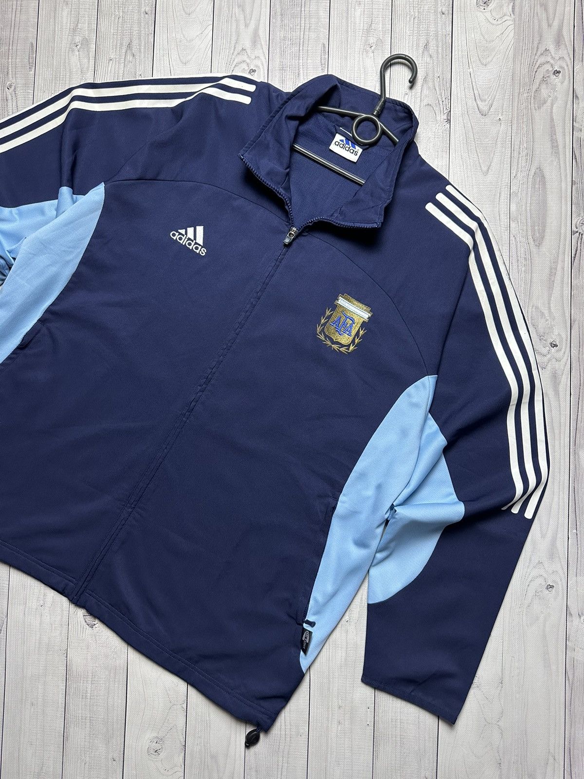 Vintage Vintage adidas Argentina soccer jacket size XL Size US XL / EU 56 / 4 - 3 Thumbnail