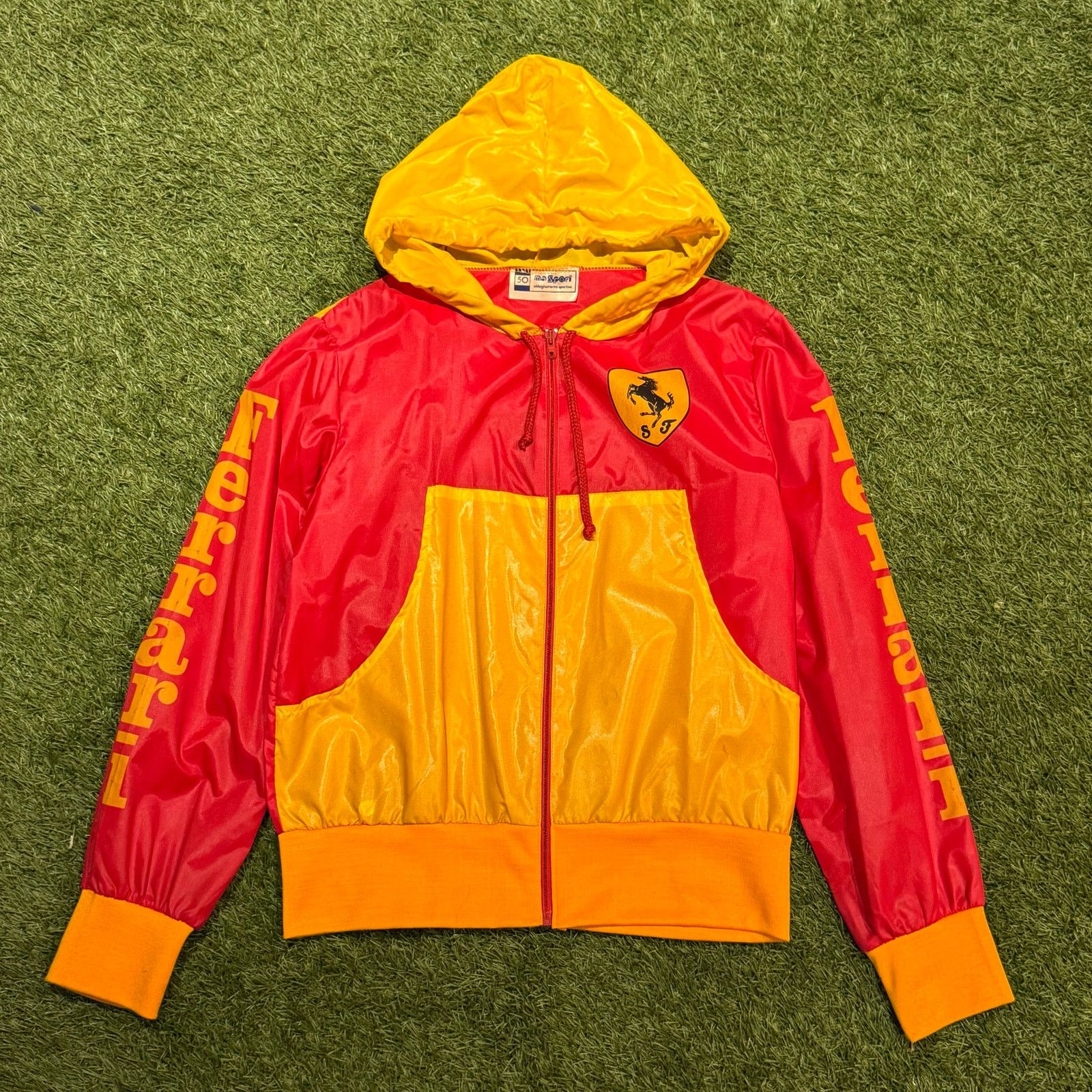 Ferrari 1970s Team Ferrari F1 Racing Windbreaker Size US M / EU 48-50 / 2 - 1 Thumbnail