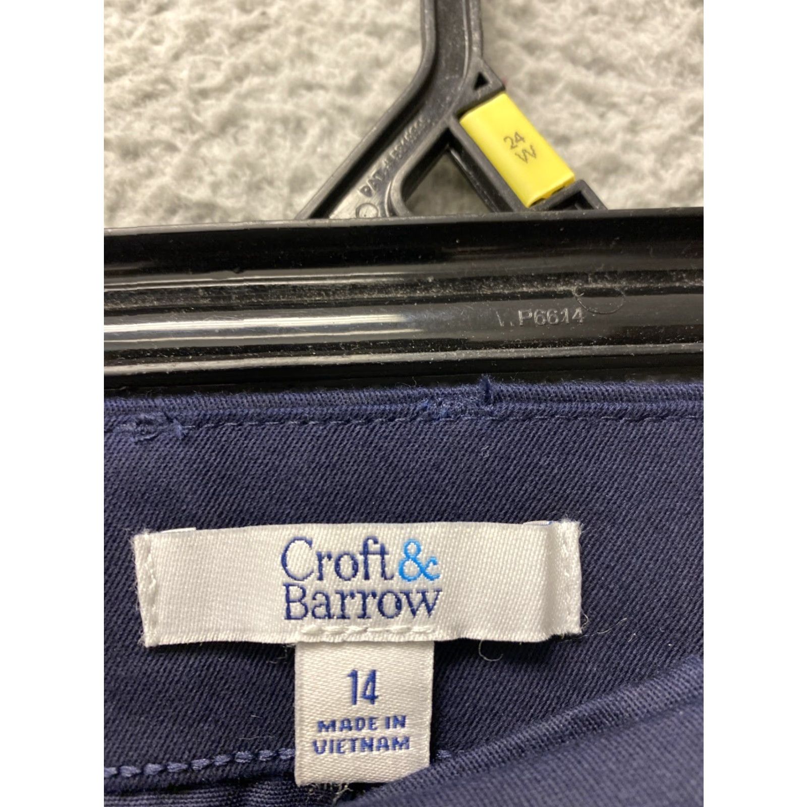 Croft & Barrow Croft Barrow Capri Pants Womens 14 Navy High Rise Button Fly Flat Front Pockets Skinny NEW Size 36" / US 14 / IT 50 - 2 Thumbnail