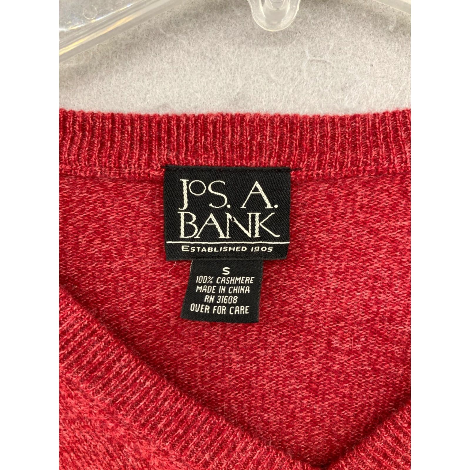 Jos. A. Bank Joseph A Bank Mens Sweater Cashmere Large Red V Neck Size US L / EU 52-54 / 3 - 5 Thumbnail