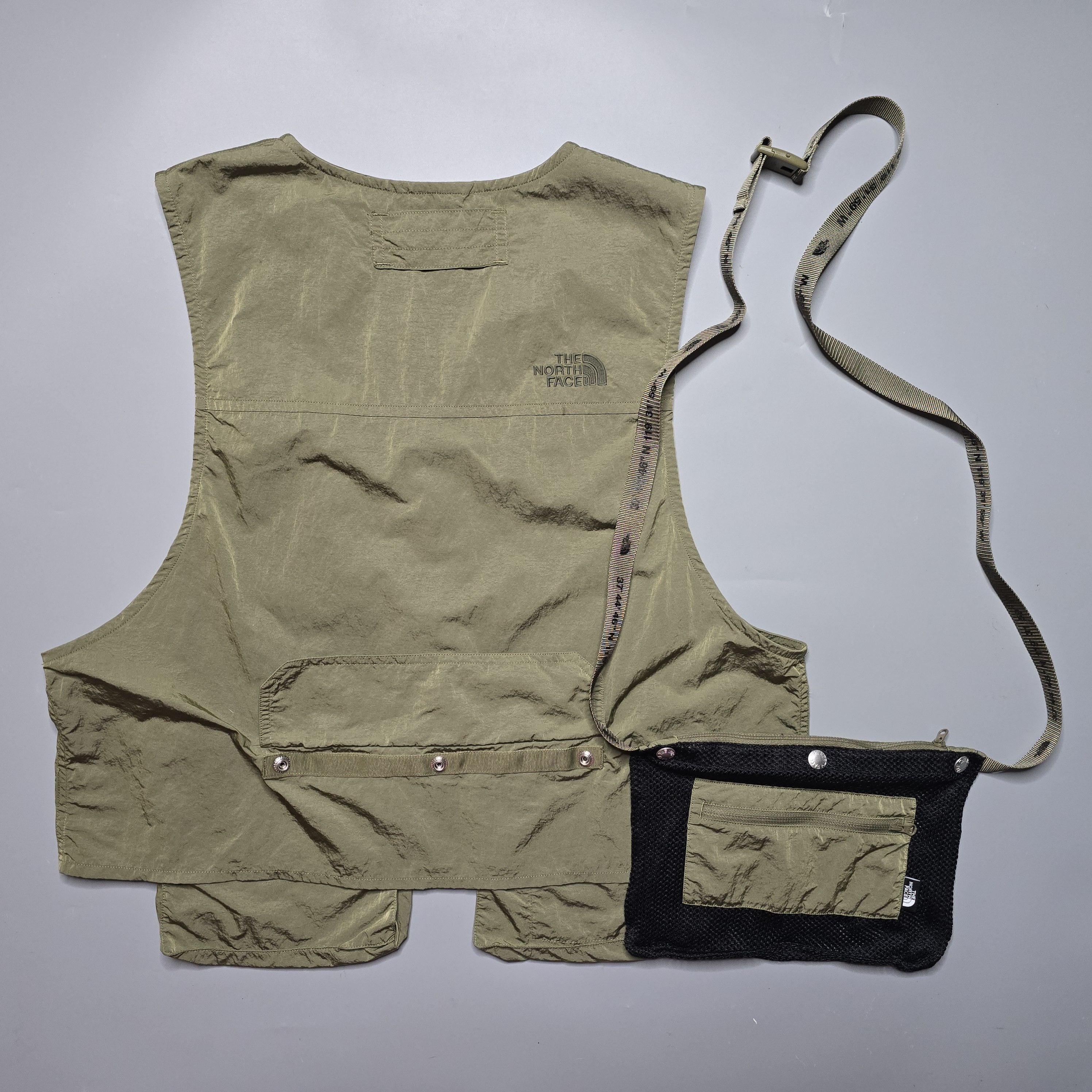 The North Face TNF Urban Exploration Black Series D5 PACKABLE WIND VEST Size US L / EU 52-54 / 3 - 3 Thumbnail
