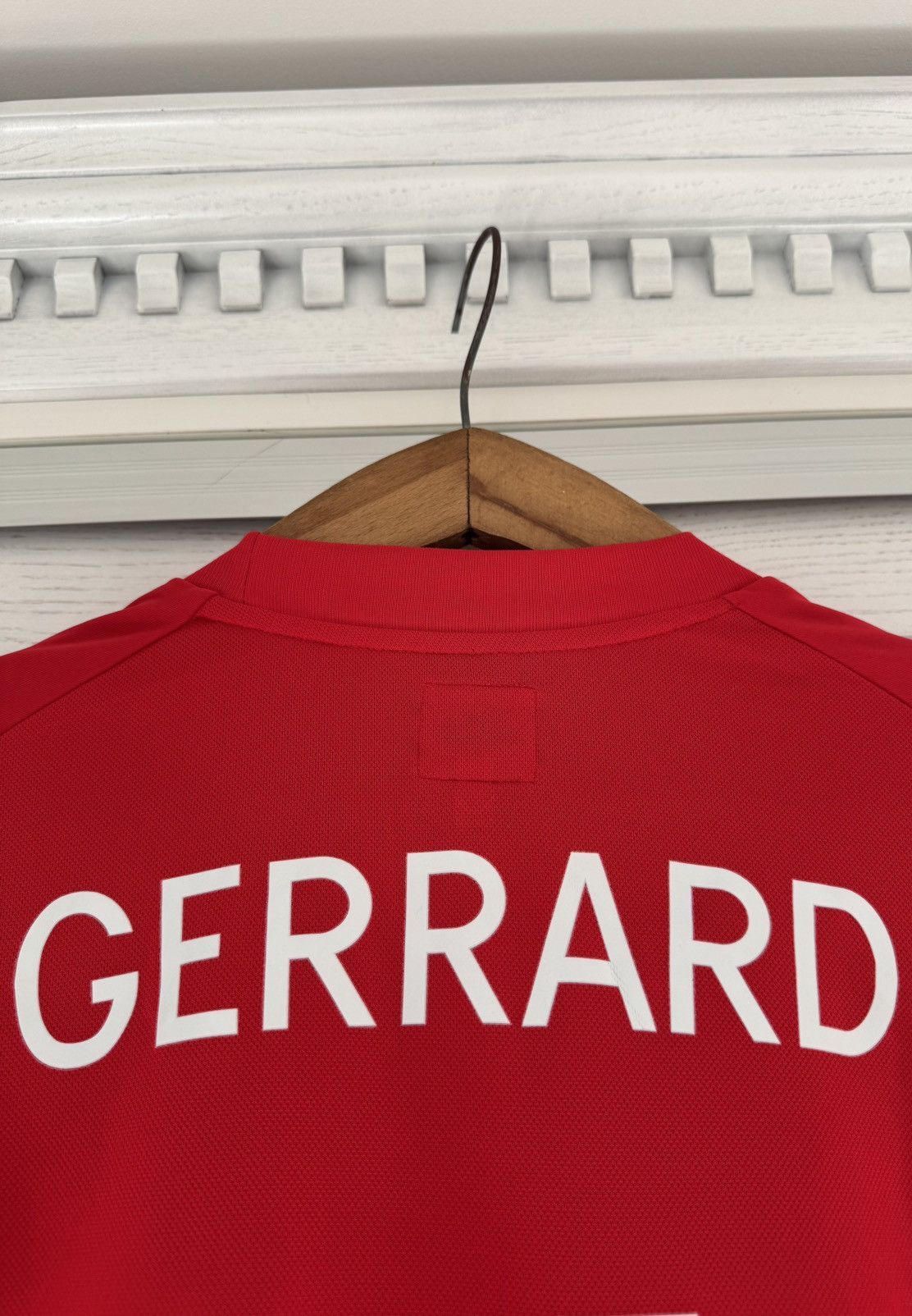 Umbro Gerrard #4 England 2010-2011 Away Soccer Jersey Football Kit Size US XL / EU 56 / 4 - 11 Thumbnail