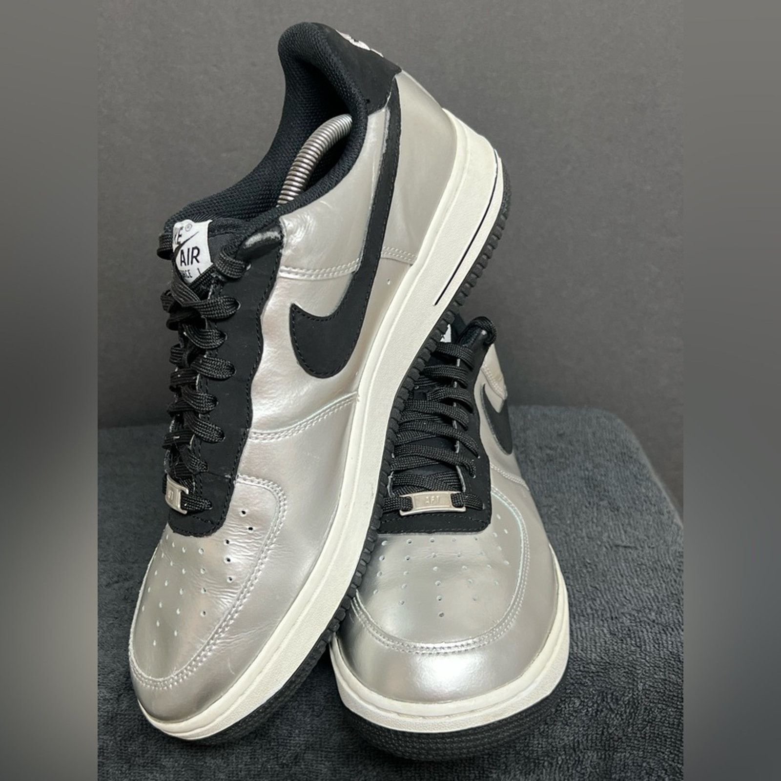 Nike Nike Mens Air Force 1 Silver Black Raiders Shoes Size 10 Size US 10 / EU 43 - 7 Thumbnail