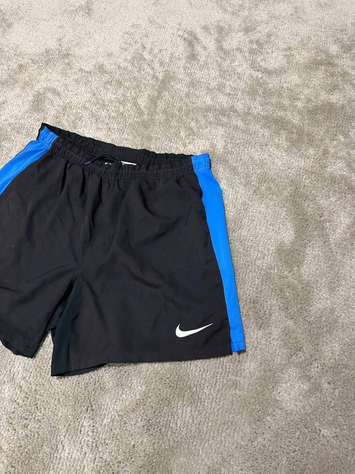 Nike Manchester United 2009/10 Away Football Soccer Shorts Nike Size US 34 / EU 50 - 3 Thumbnail