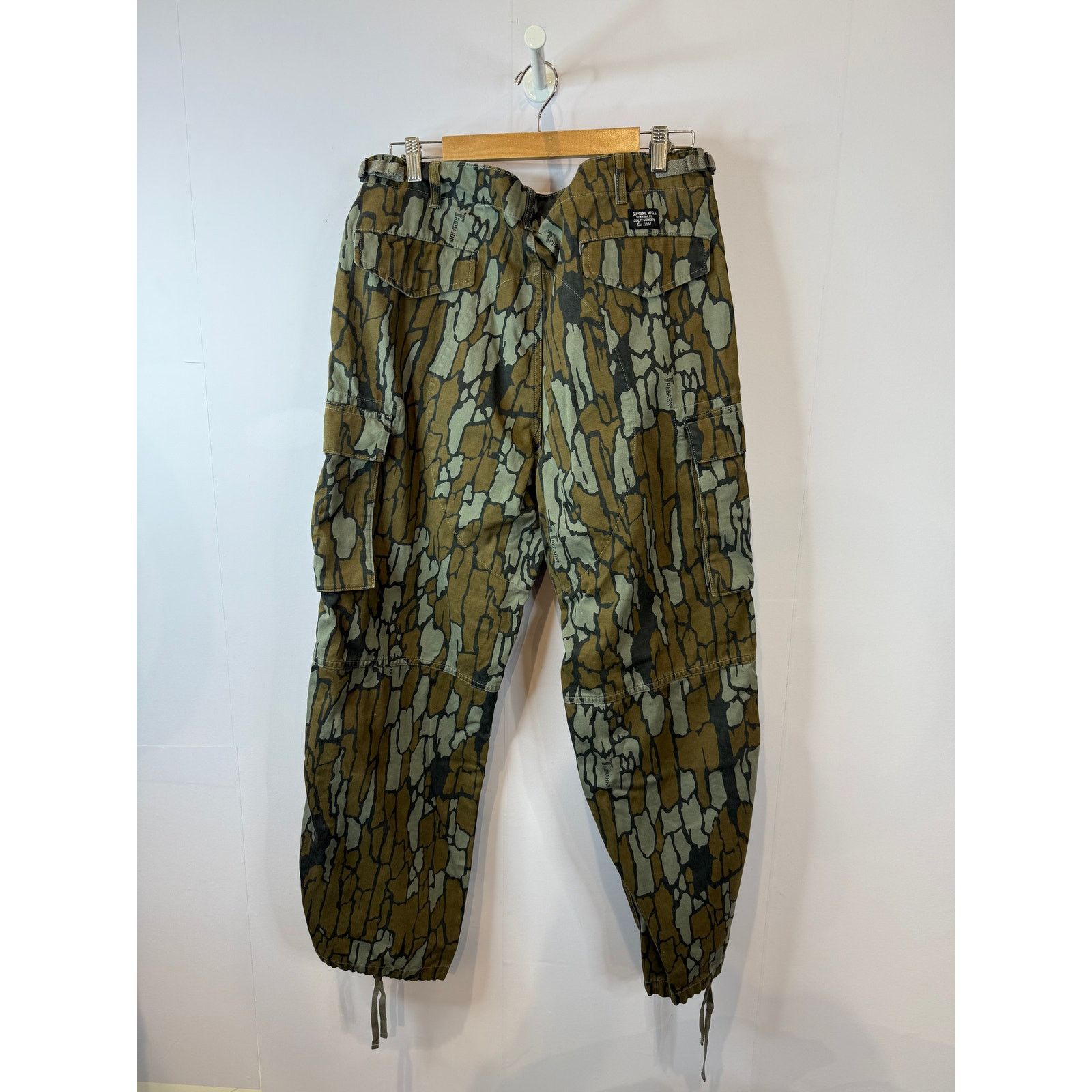 Supreme Supreme Camo Cargo Pants Used 34 Size US 34 / EU 50 - 3 Thumbnail