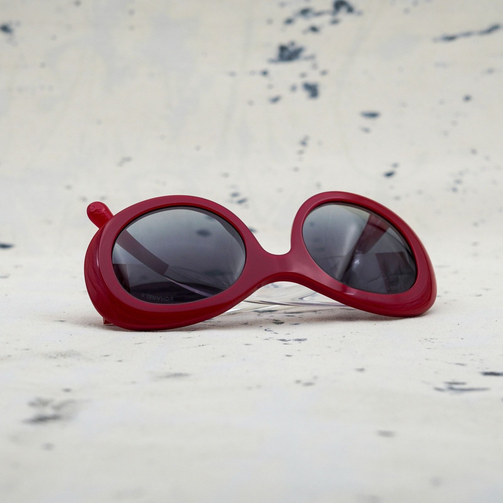 Chanel Chanel red oval grey gradient cc logo fashion sunglasses Size ONE SIZE - 9 Thumbnail