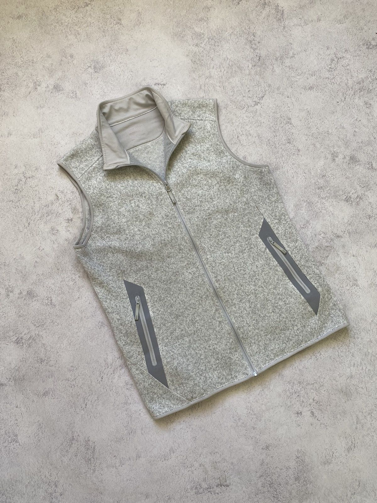 Arc'teryx Arcteryx Womens Grey Fleece Vest Size L Size L / US 10 / IT 46 - 3 Thumbnail