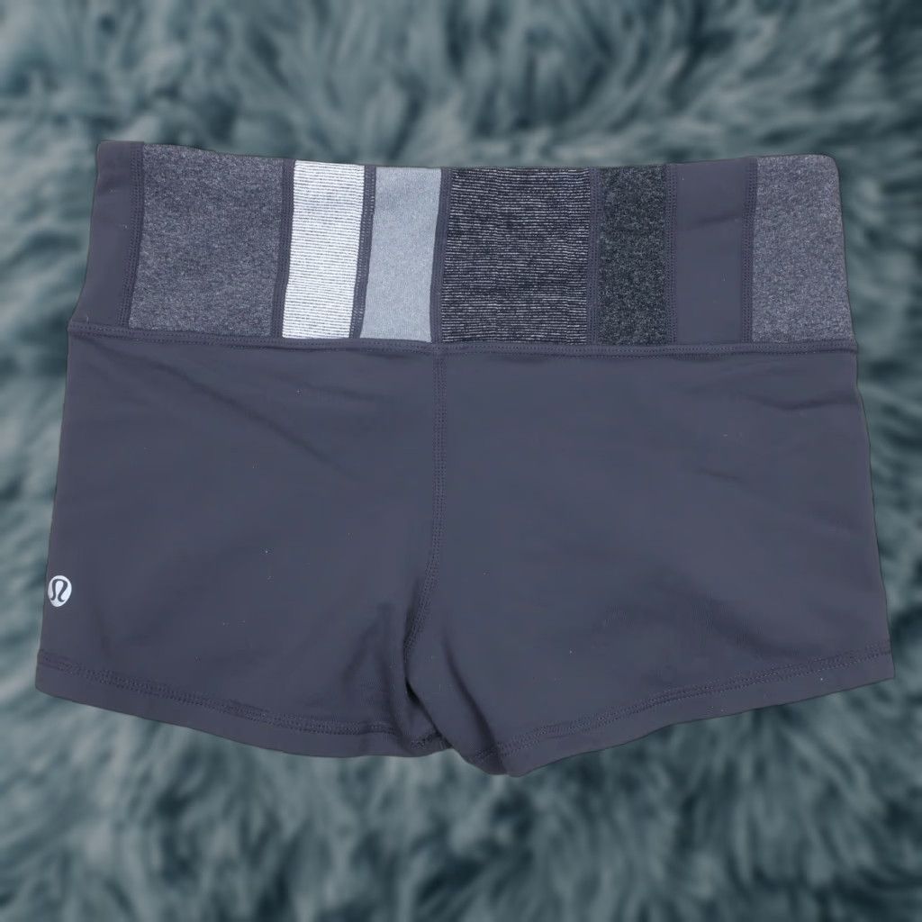 Lululemon Lululemon Shorts Womens 6 Running Workout Gray Performance Athletic Bottom Shirt? Size 28" / US 6 / IT 42 - 1 Thumbnail