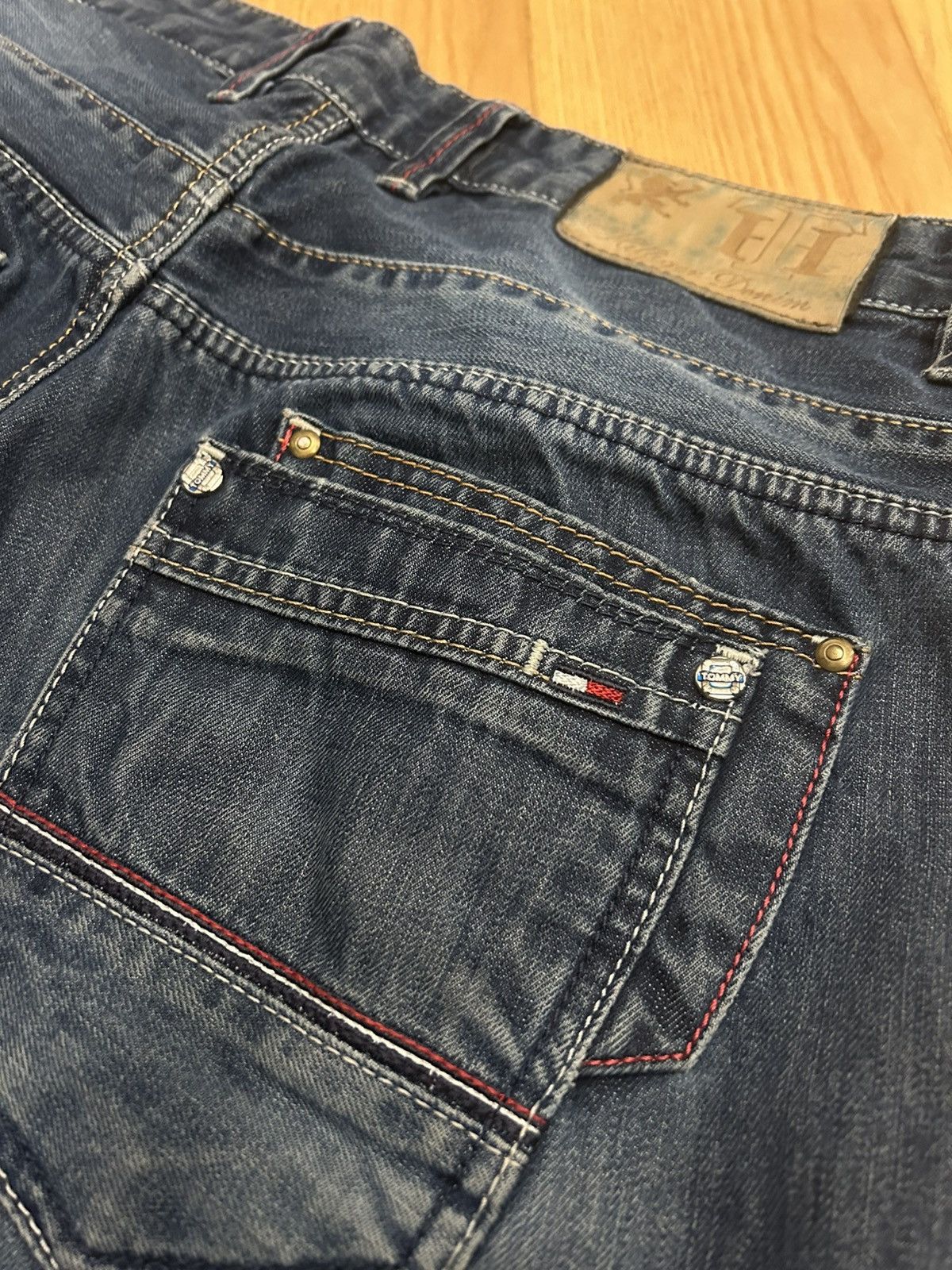 Tommy Hilfiger × Vintage Old vintage Tommy Hilfiger jeans 🔥🔥🔥 Size US 36 / EU 52 - 3 Thumbnail