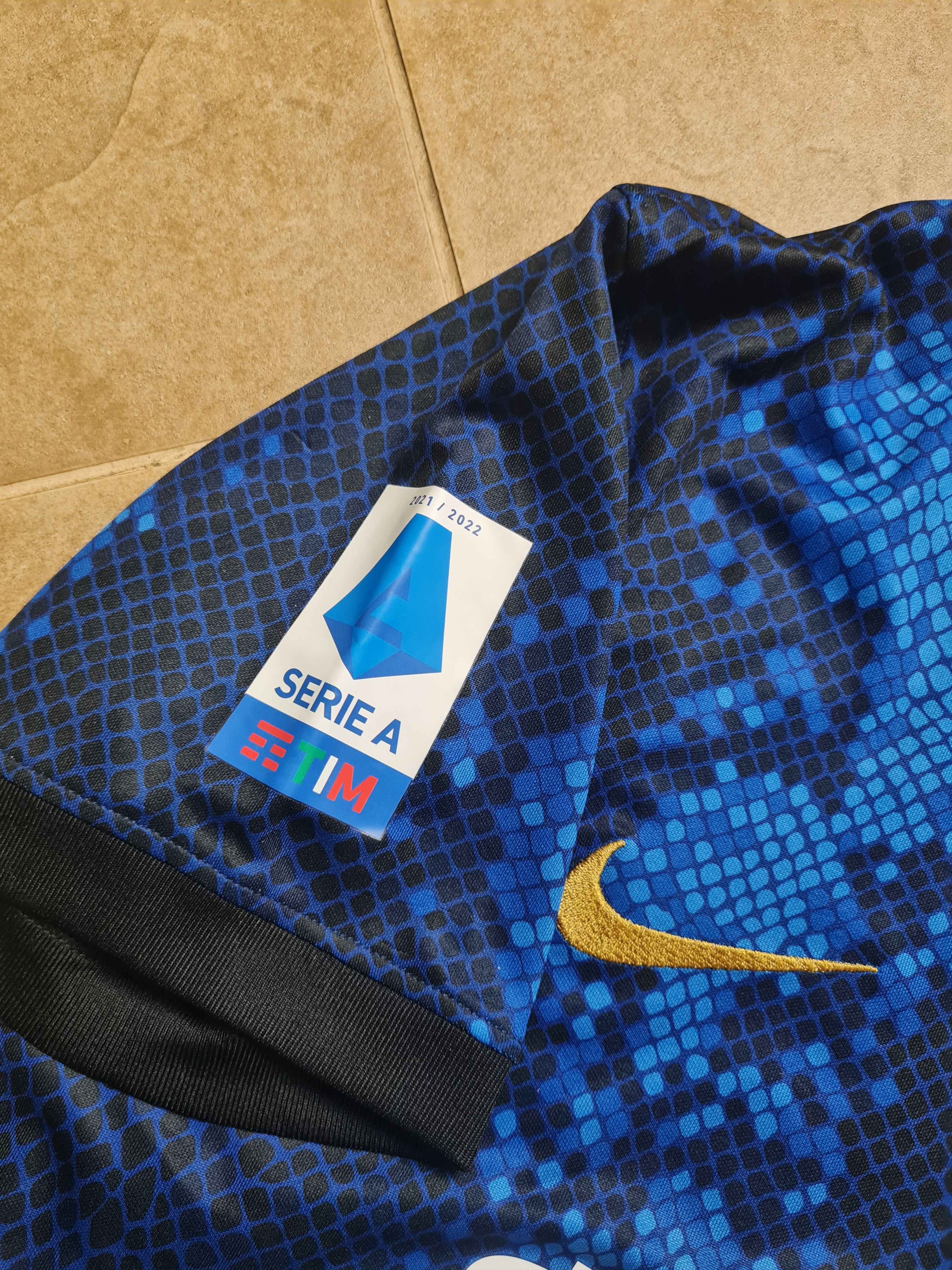 Nike Inter Milan FC Nike #9 LUKAKU 2021-22 Home Kit Soccer Shirt Size US S / EU 44-46 / 1 - 12 Thumbnail