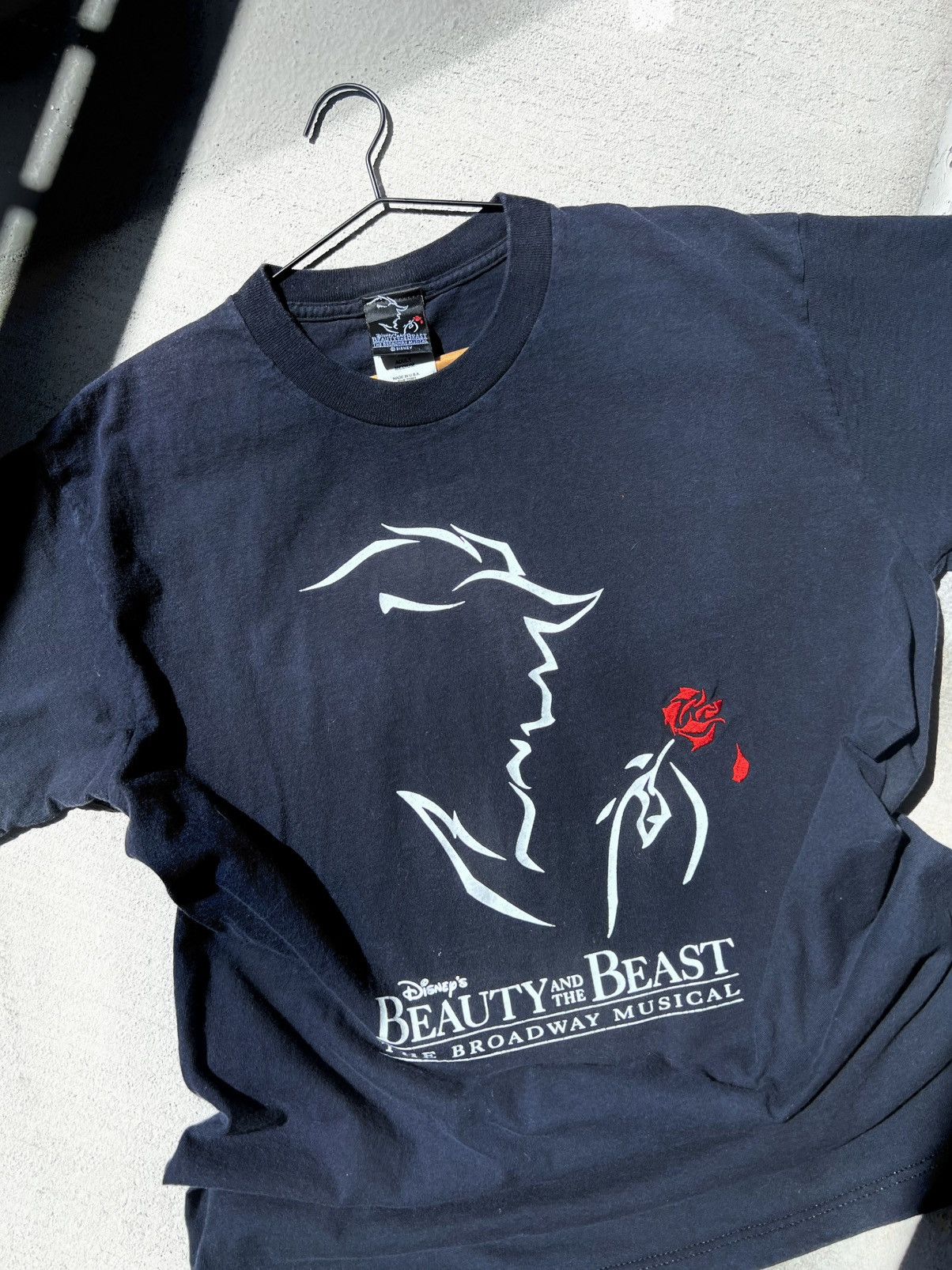 Disney 🌹 VTG Disney Beauty and the Beast Broadway Musical Tee Size US M / EU 48-50 / 2 - 2 Thumbnail
